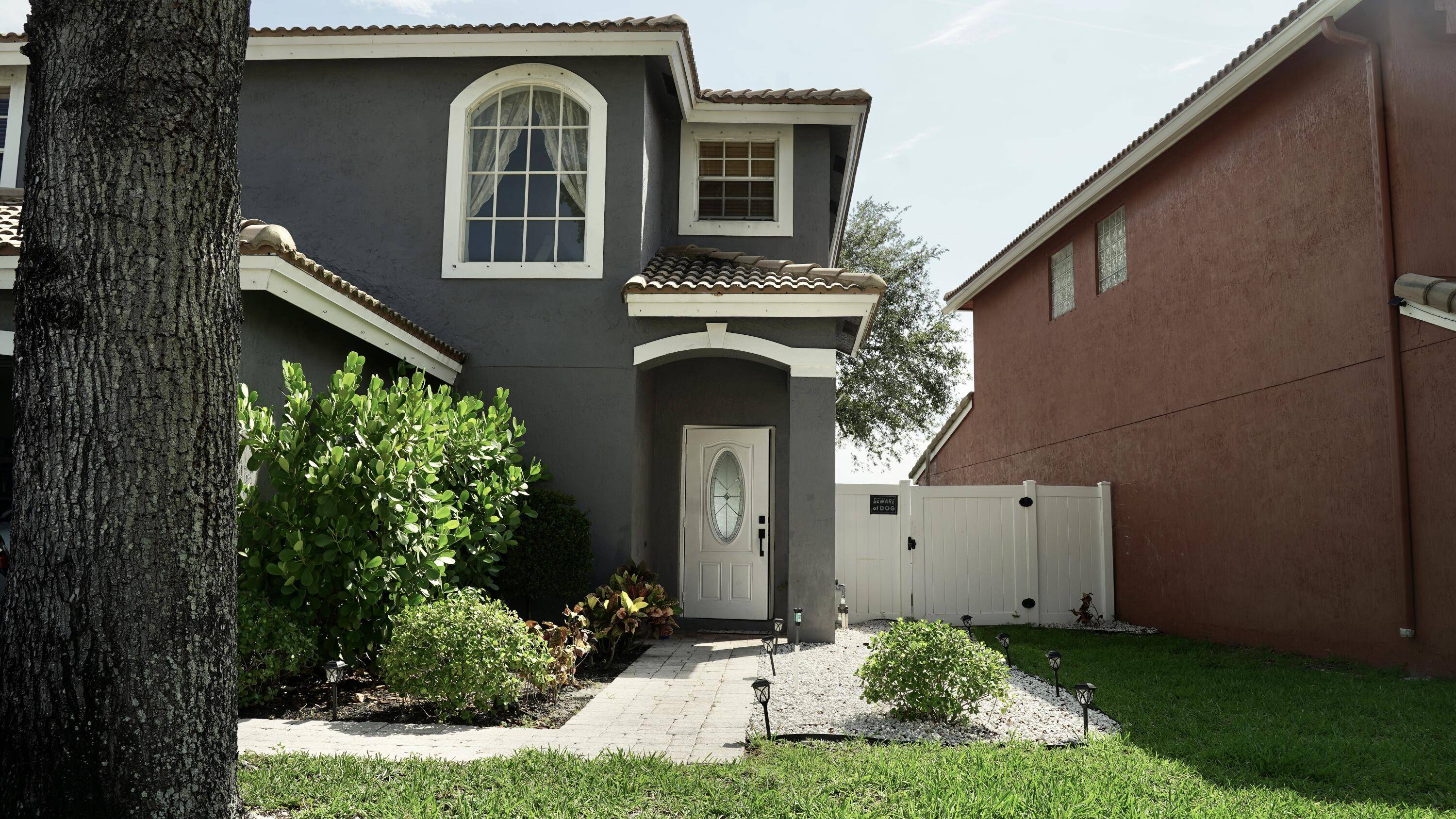 West Palm Beach, FL 33411,3290 Turtle CV