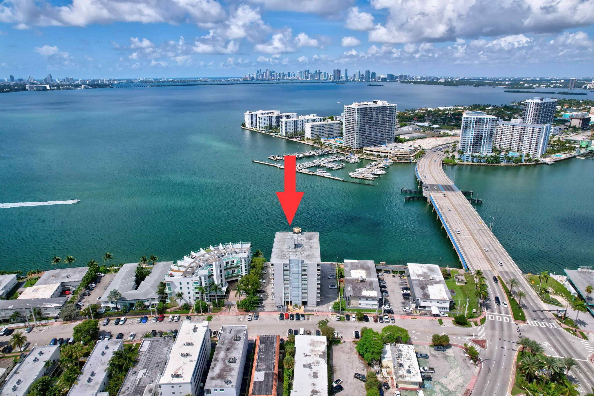 Miami Beach, FL 33141,2016 Bay DR 907