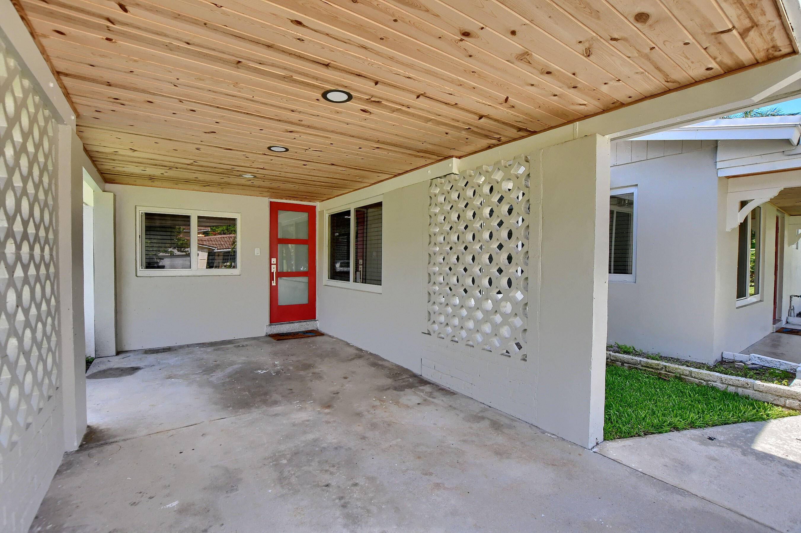 Boca Raton, FL 33432,126 NW 3rd CT