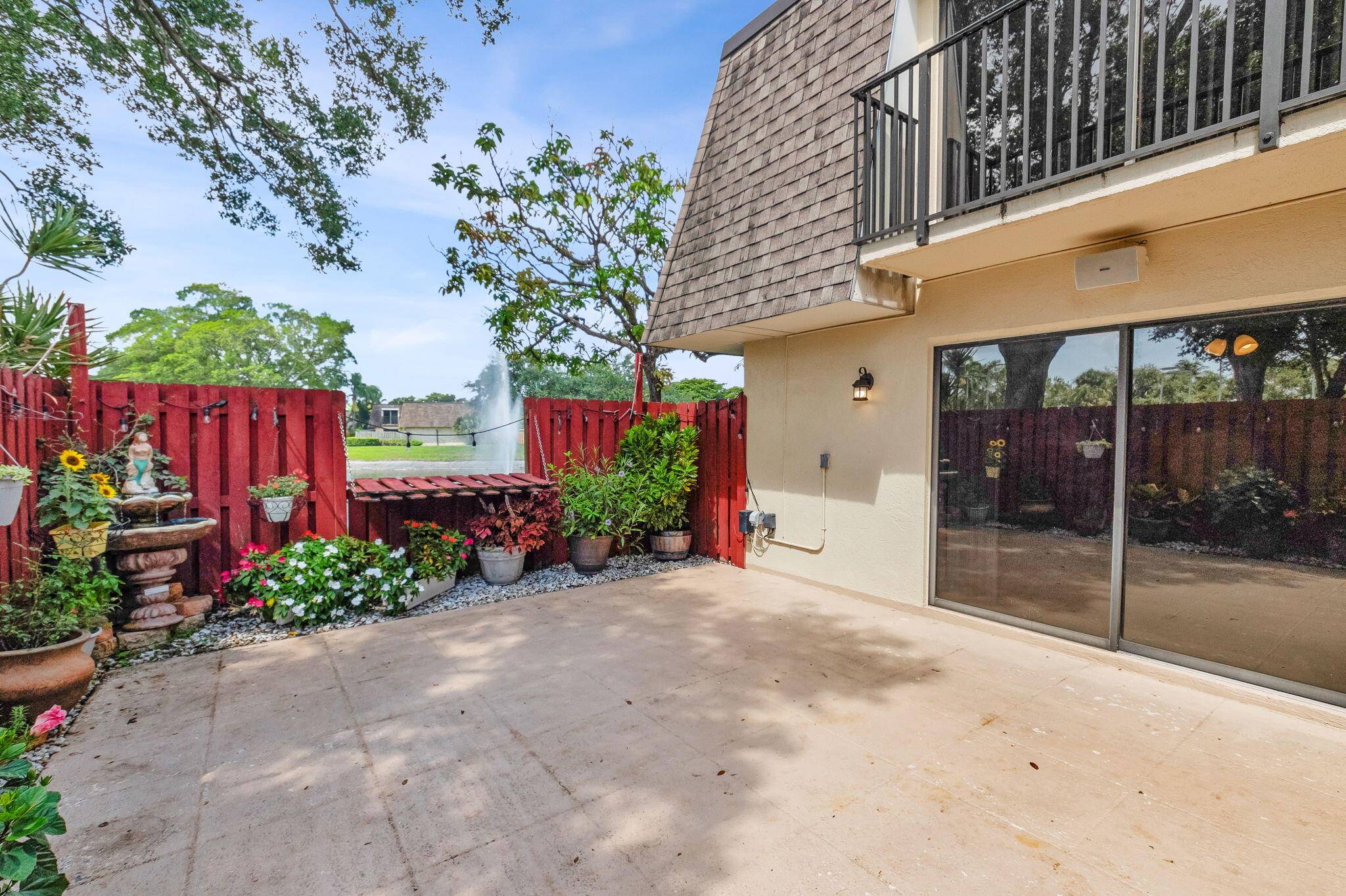 Delray Beach, FL 33445,2883 SW E 22nd CIR 51a