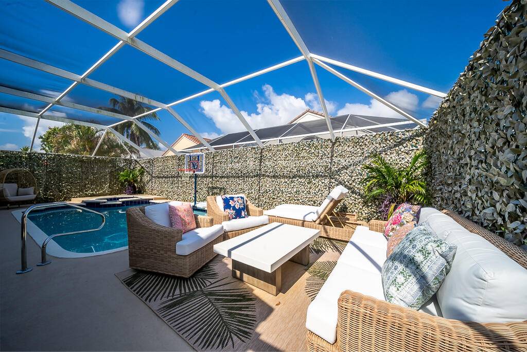 Lake Worth, FL 33467,7633 Thornlee DR