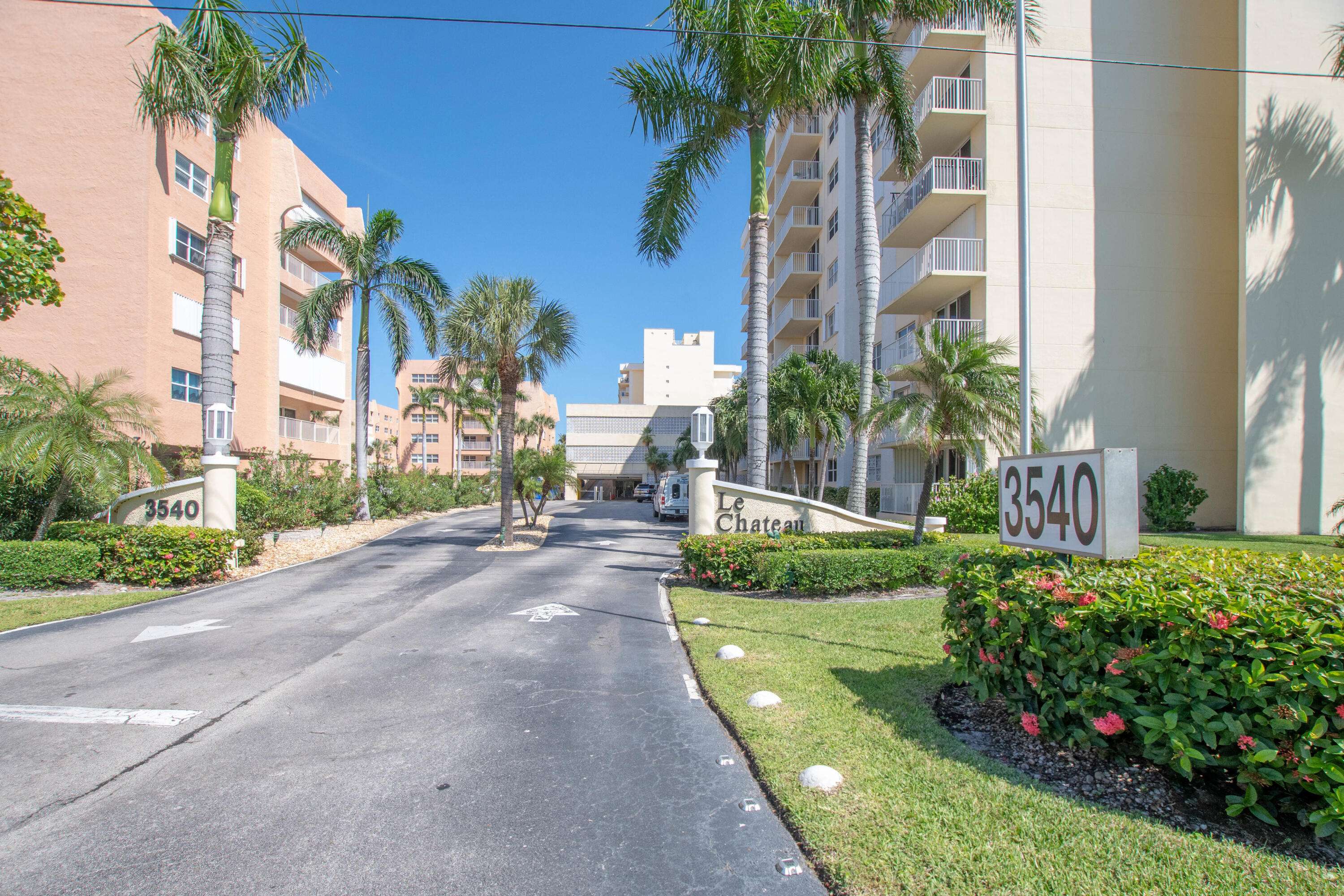 South Palm Beach, FL 33480,3540 S Ocean 712 BLVD 712