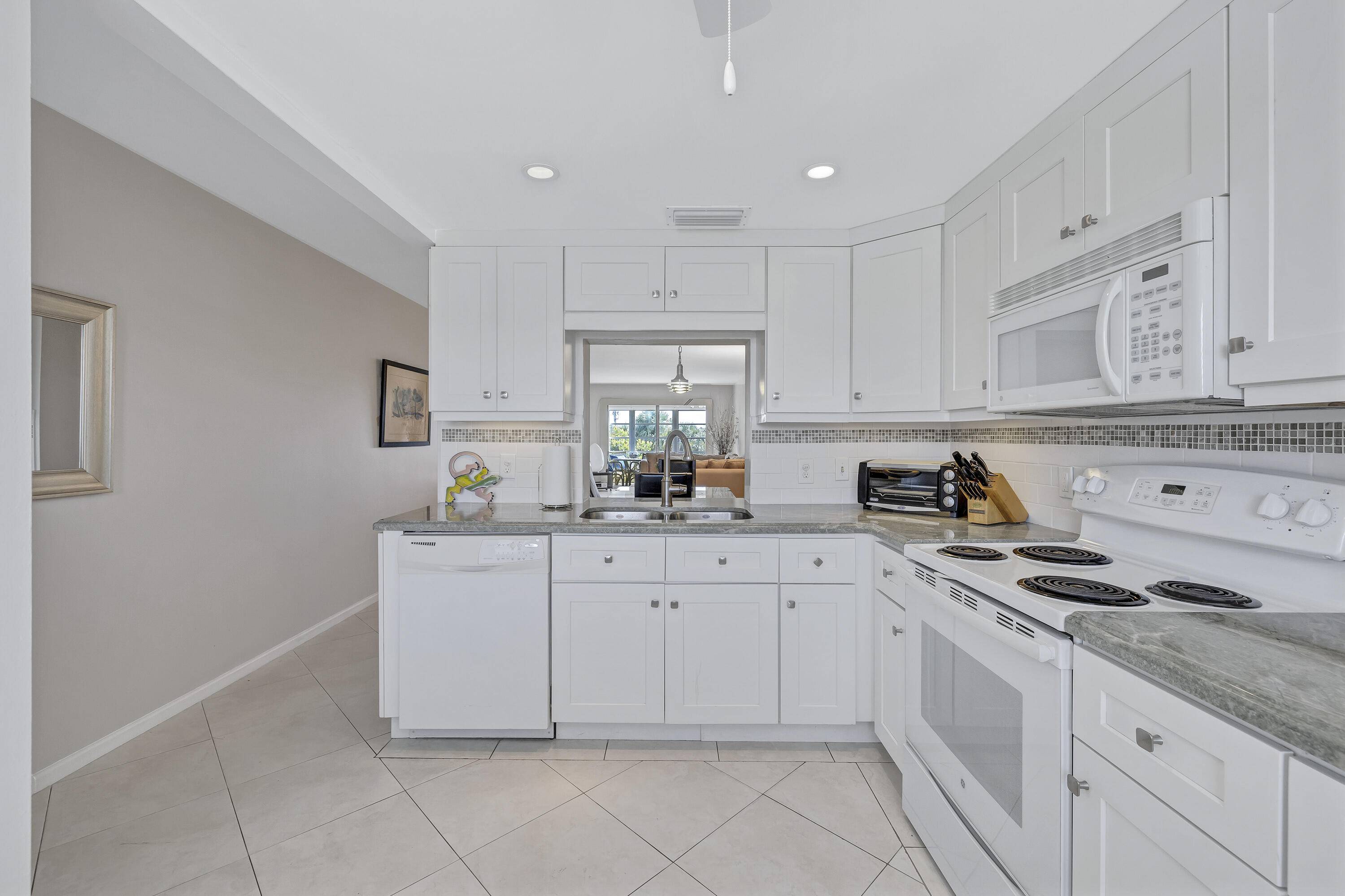 Boca Raton, FL 33434,3001 Lincoln A 3001