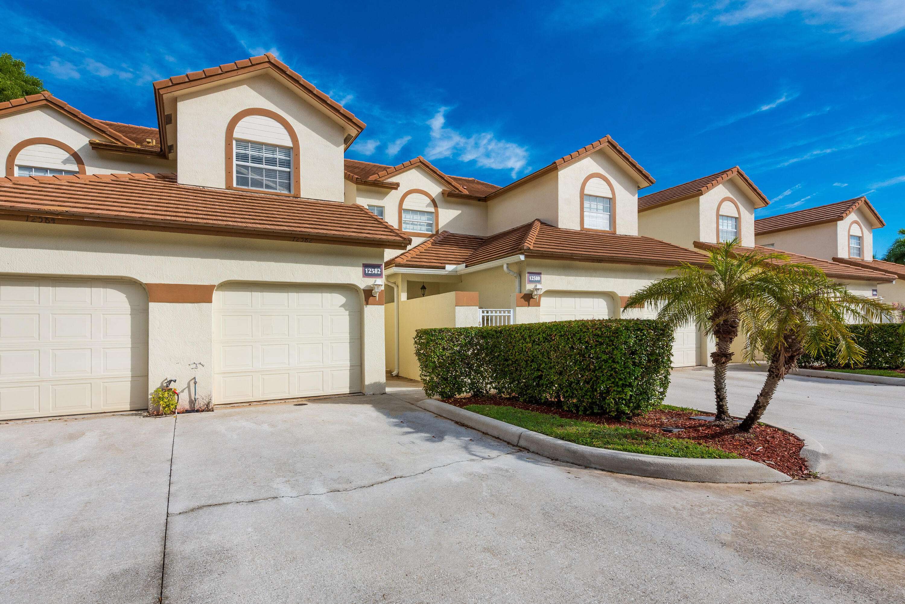 Wellington, FL 33414,12582 Shoreline DR