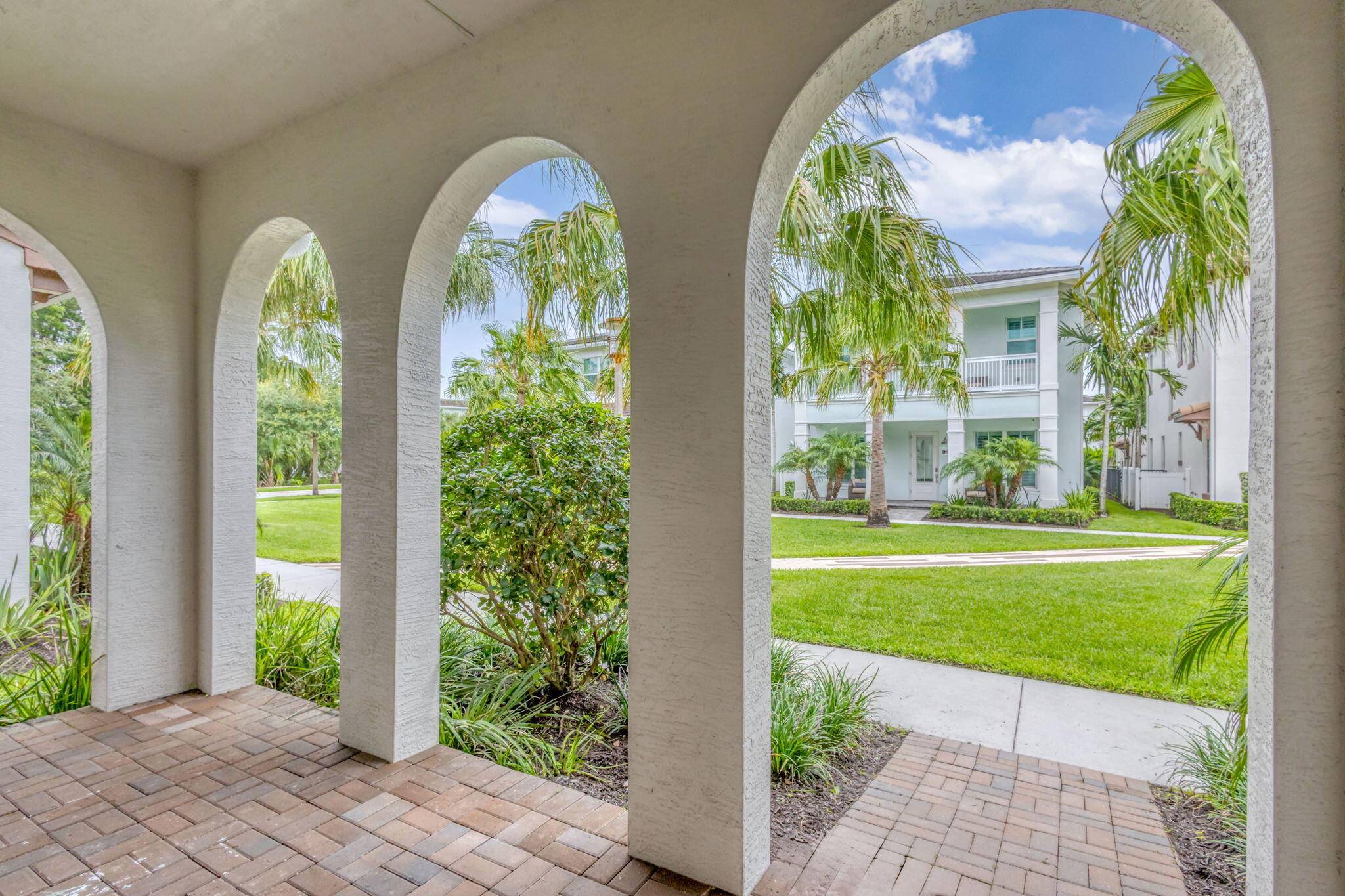 Palm Beach Gardens, FL 33418,13291 Machiavelli WAY