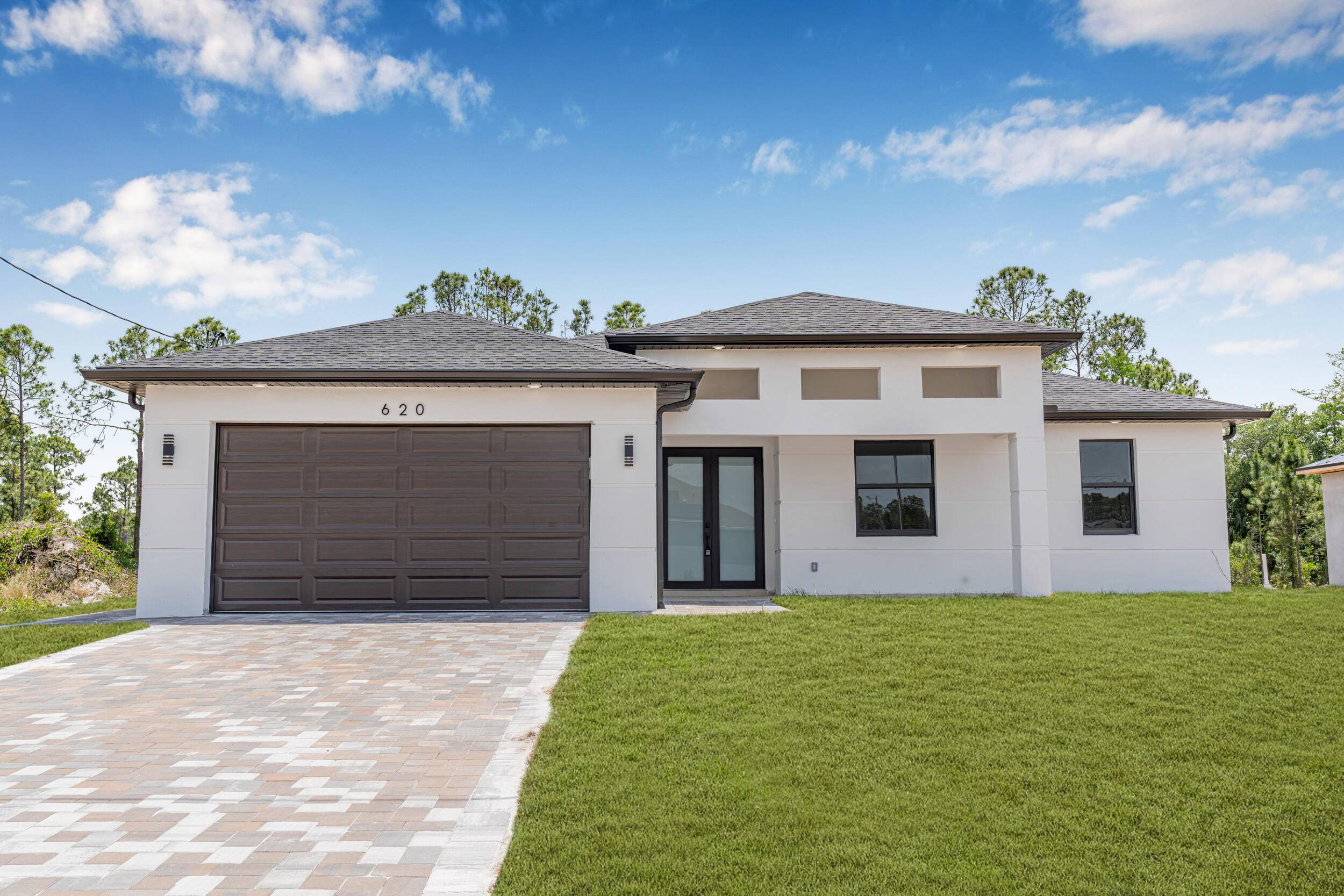 Lehigh Acres, FL 33974,620 E Raintree ST