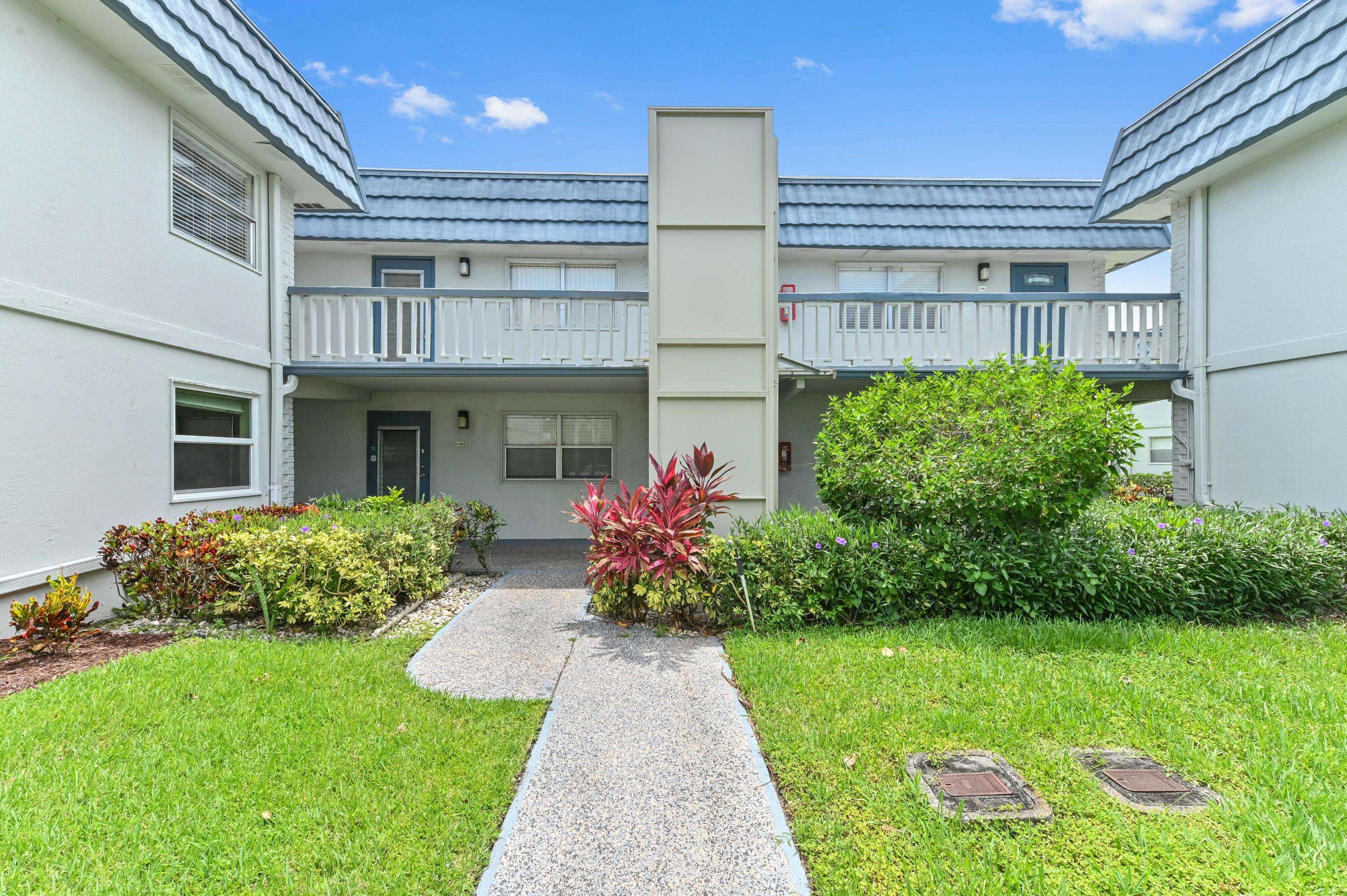 Delray Beach, FL 33446,160 Tuscany C