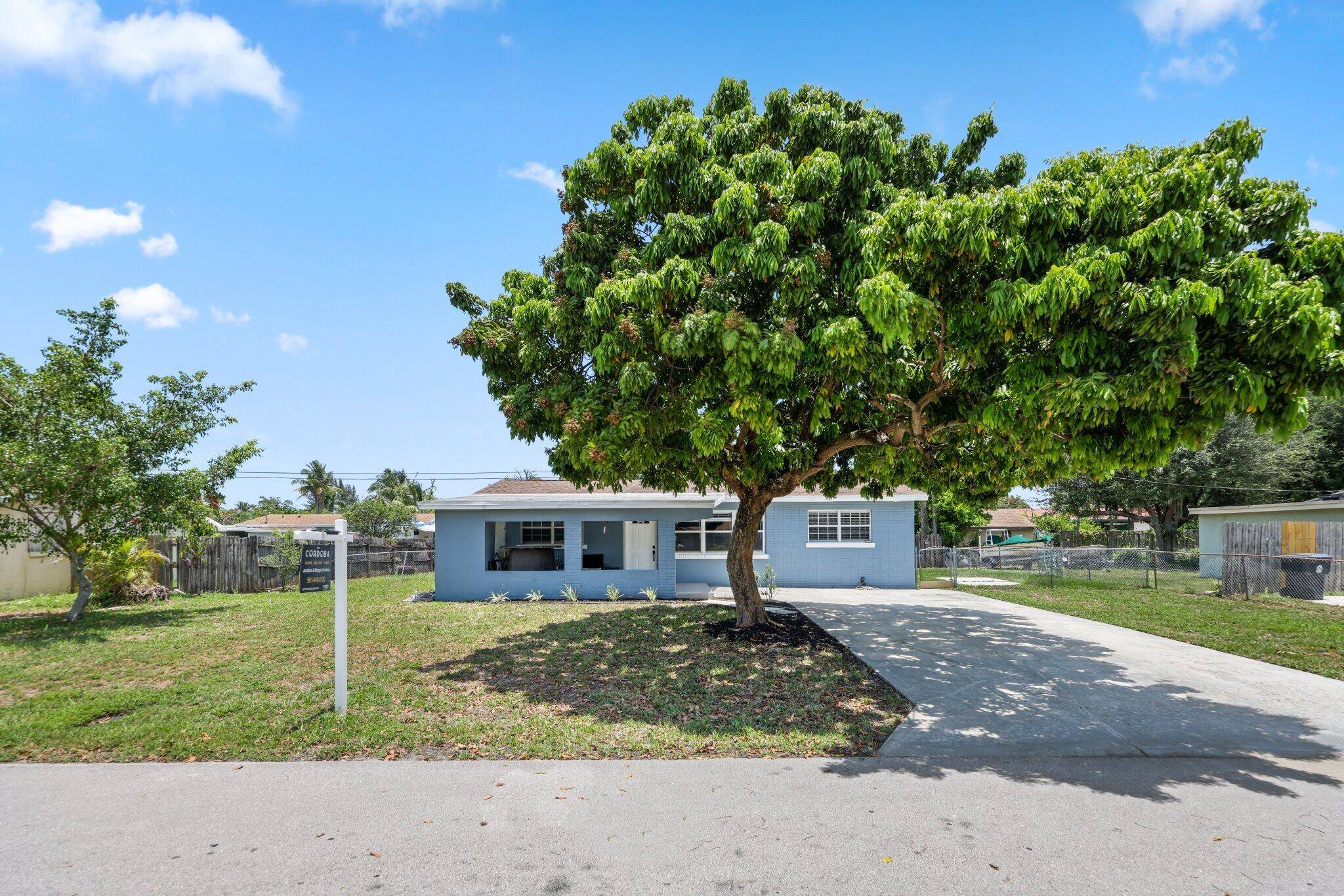 West Palm Beach, FL 33415,2136 W Carrol CIR