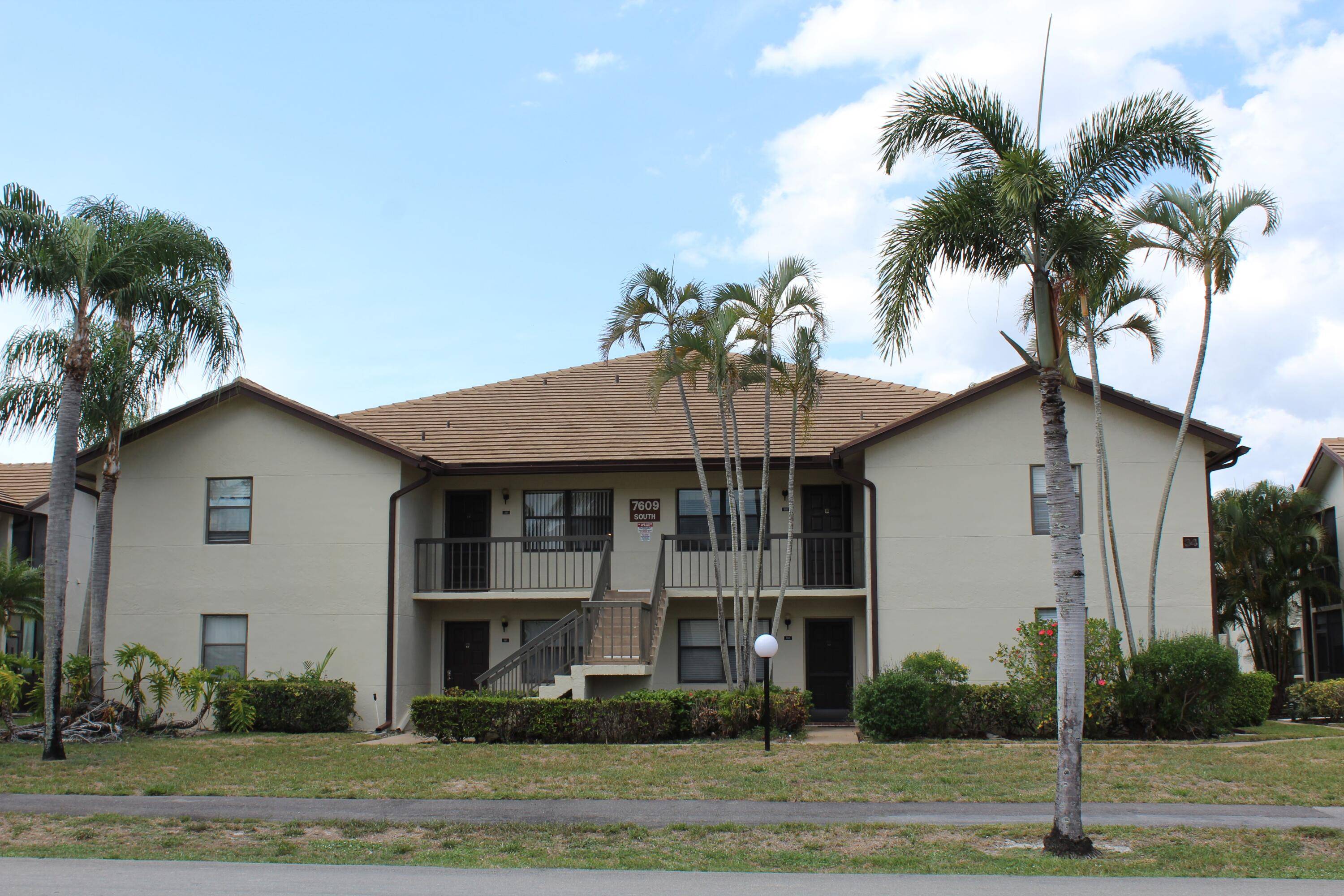 Lake Worth, FL 33467,7609 Tahiti LN 201