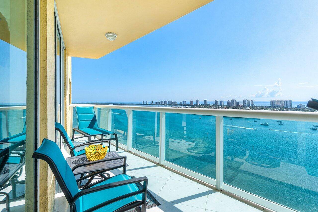 Riviera Beach, FL 33404,2640 Lake Shore DR 2307