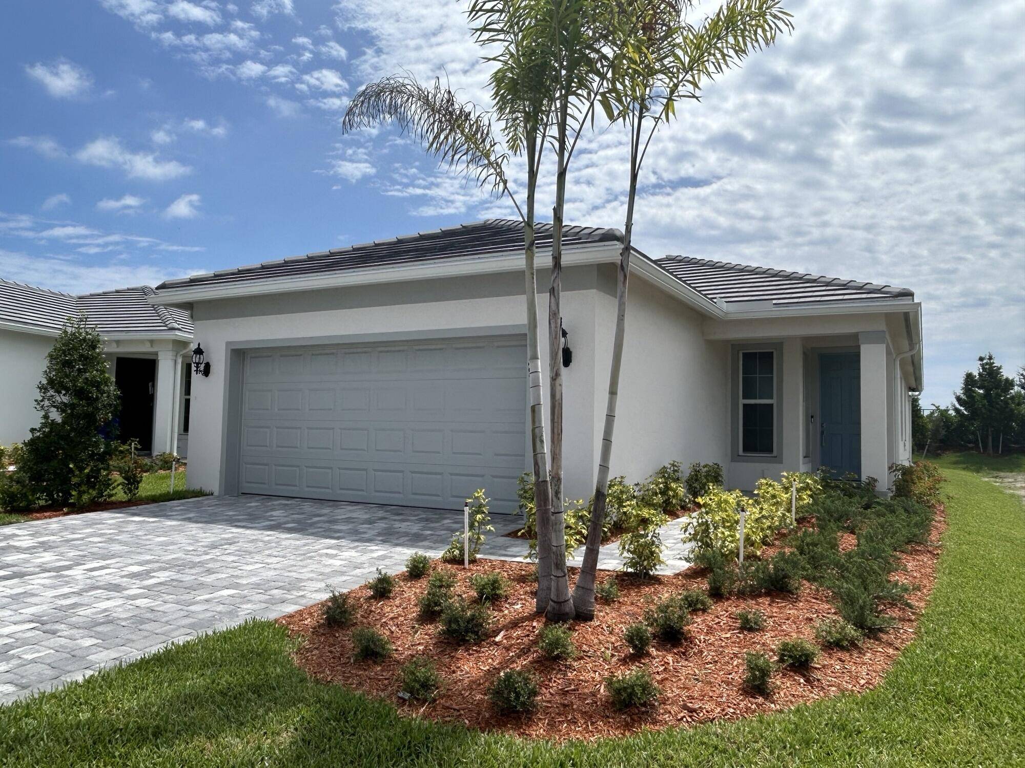 Vero Beach, FL 32960,1129 Haven CIR Compass 11
