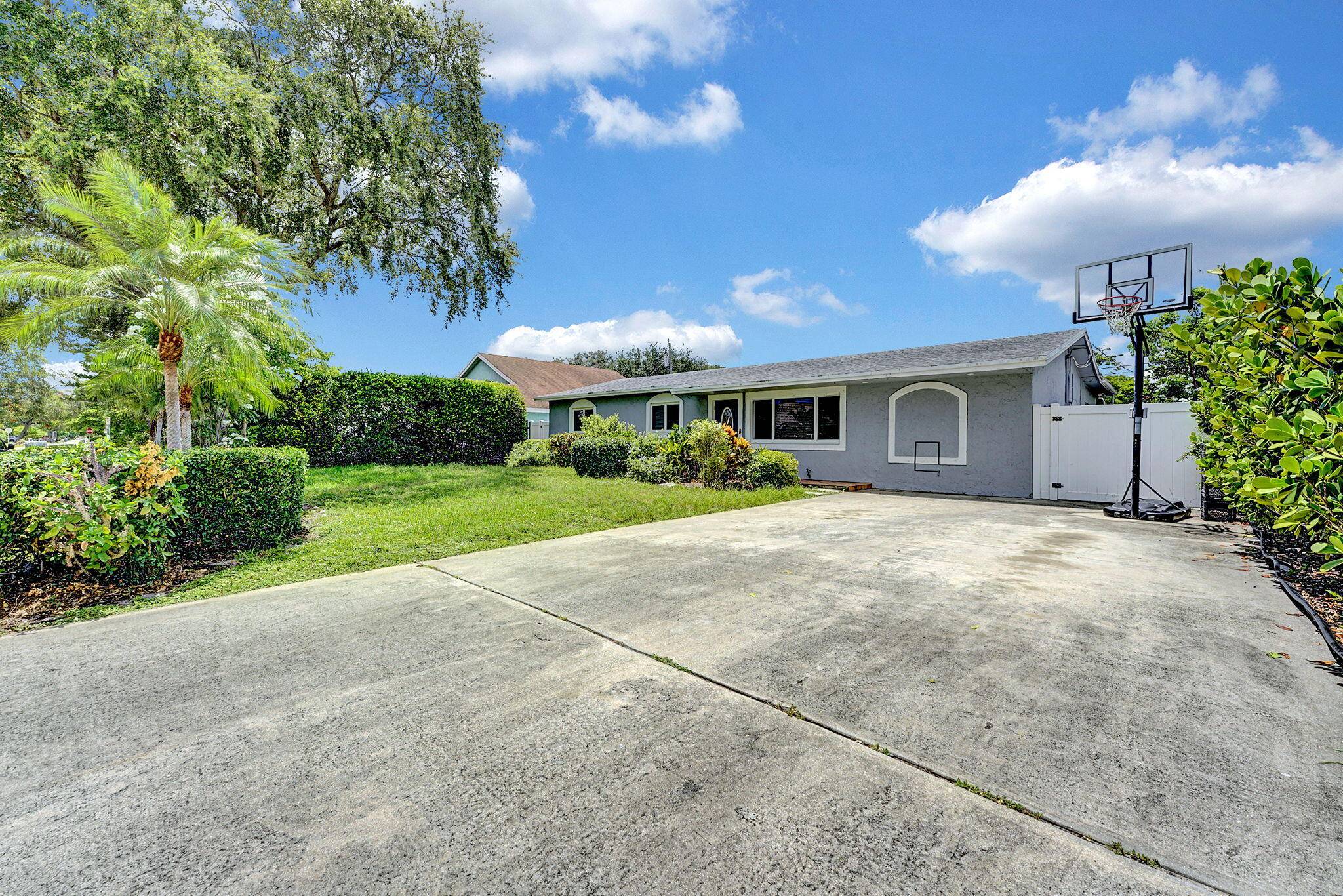 Boca Raton, FL 33486,1260 SW 17th ST