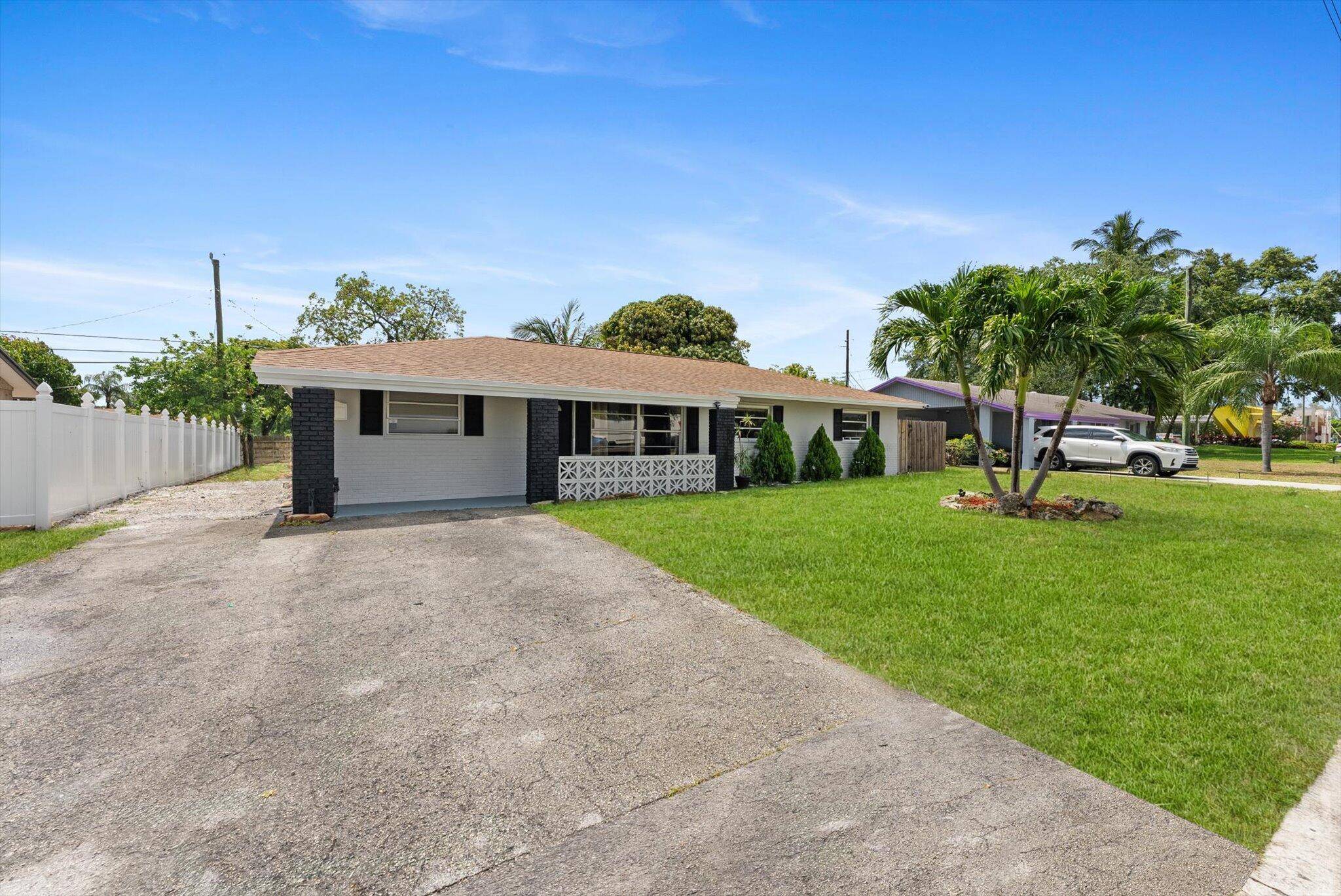 West Palm Beach, FL 33407,4501 N Australian AVE