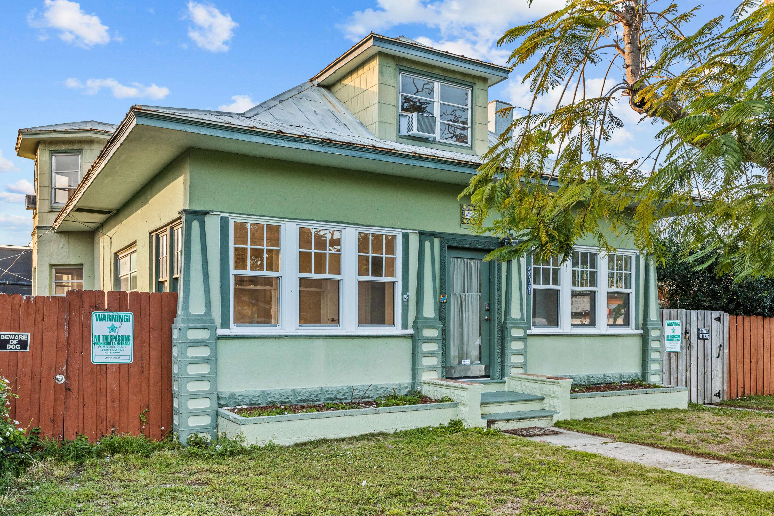 Lake Worth Beach, FL 33460,507 N J ST