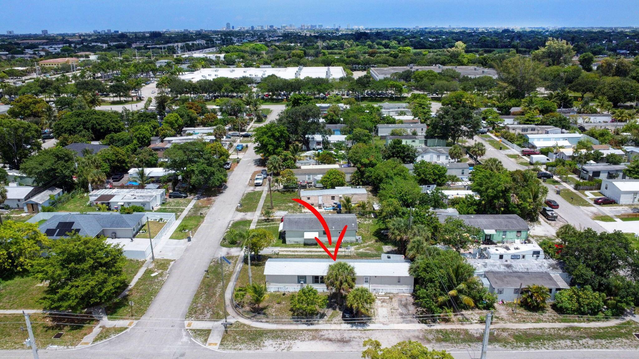 West Palm Beach, FL 33417,5864 Cartier RD