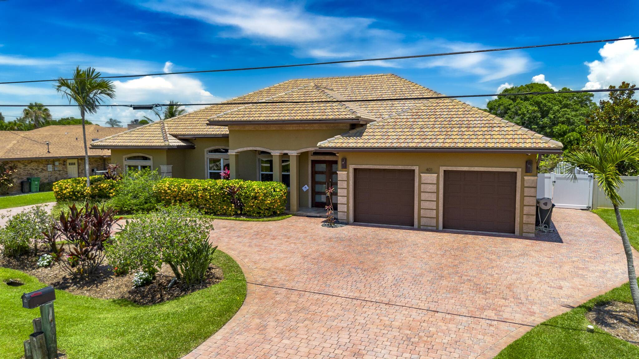 Port Saint Lucie, FL 34983,401 SE Verada AVE