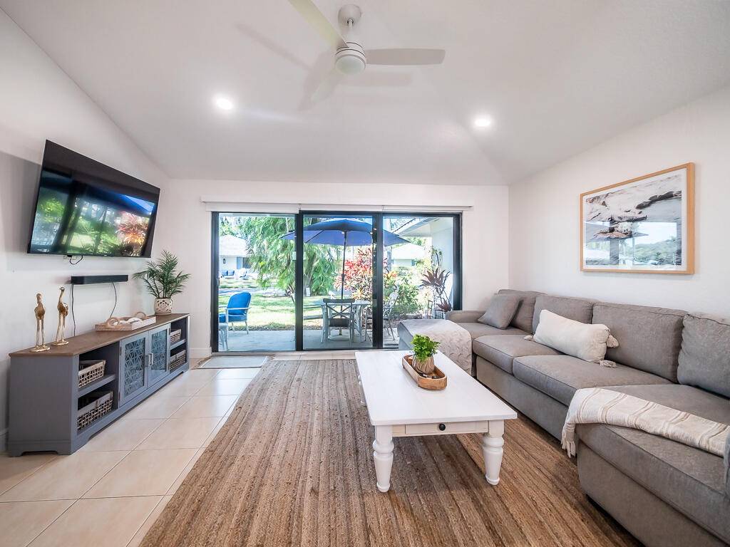 Palm Beach Gardens, FL 33418,703 Club DR