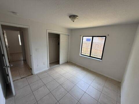 Pompano Beach, FL 33060,312 NW 18 CT