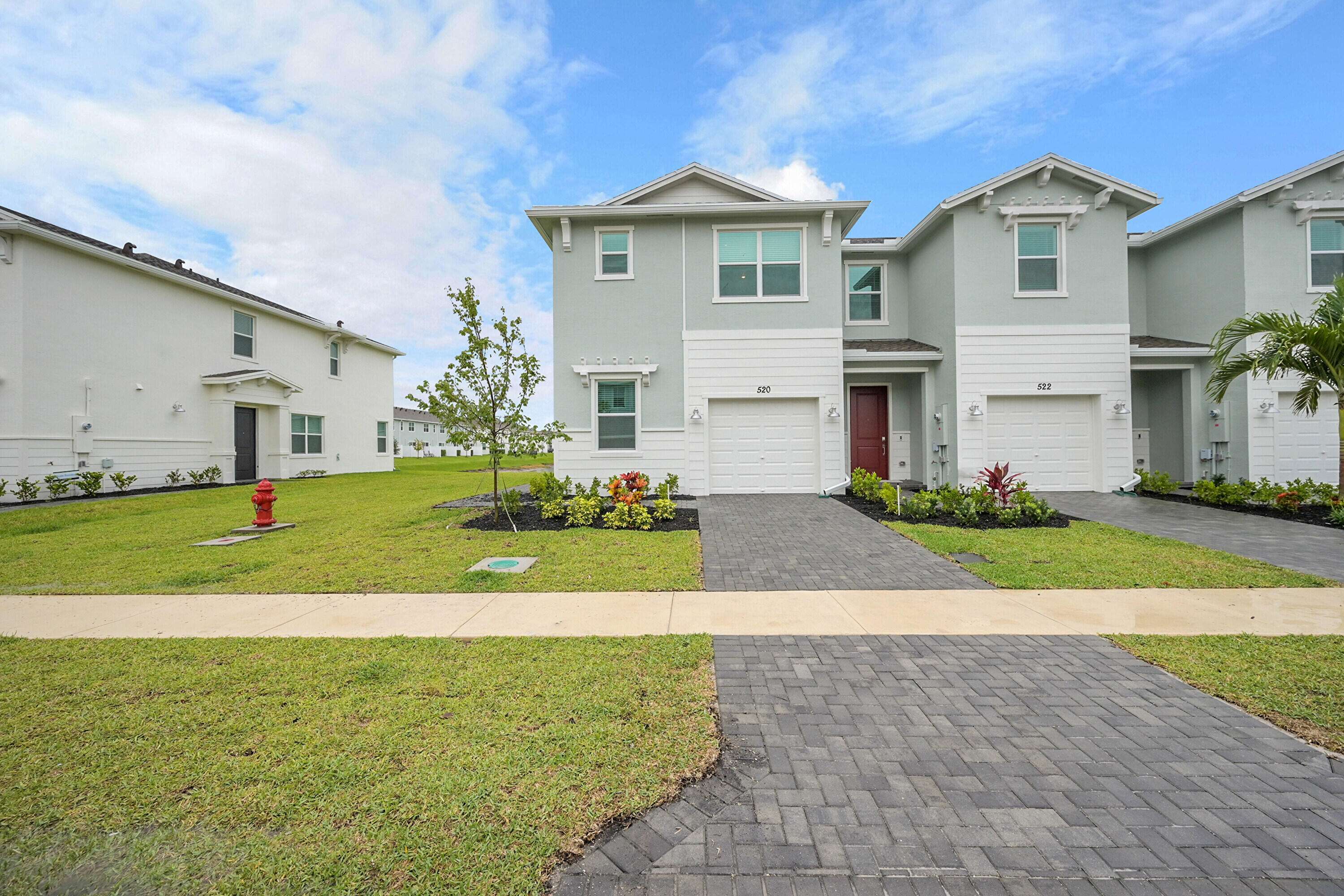 Port Saint Lucie, FL 34984,520 SE Rivergrass ST