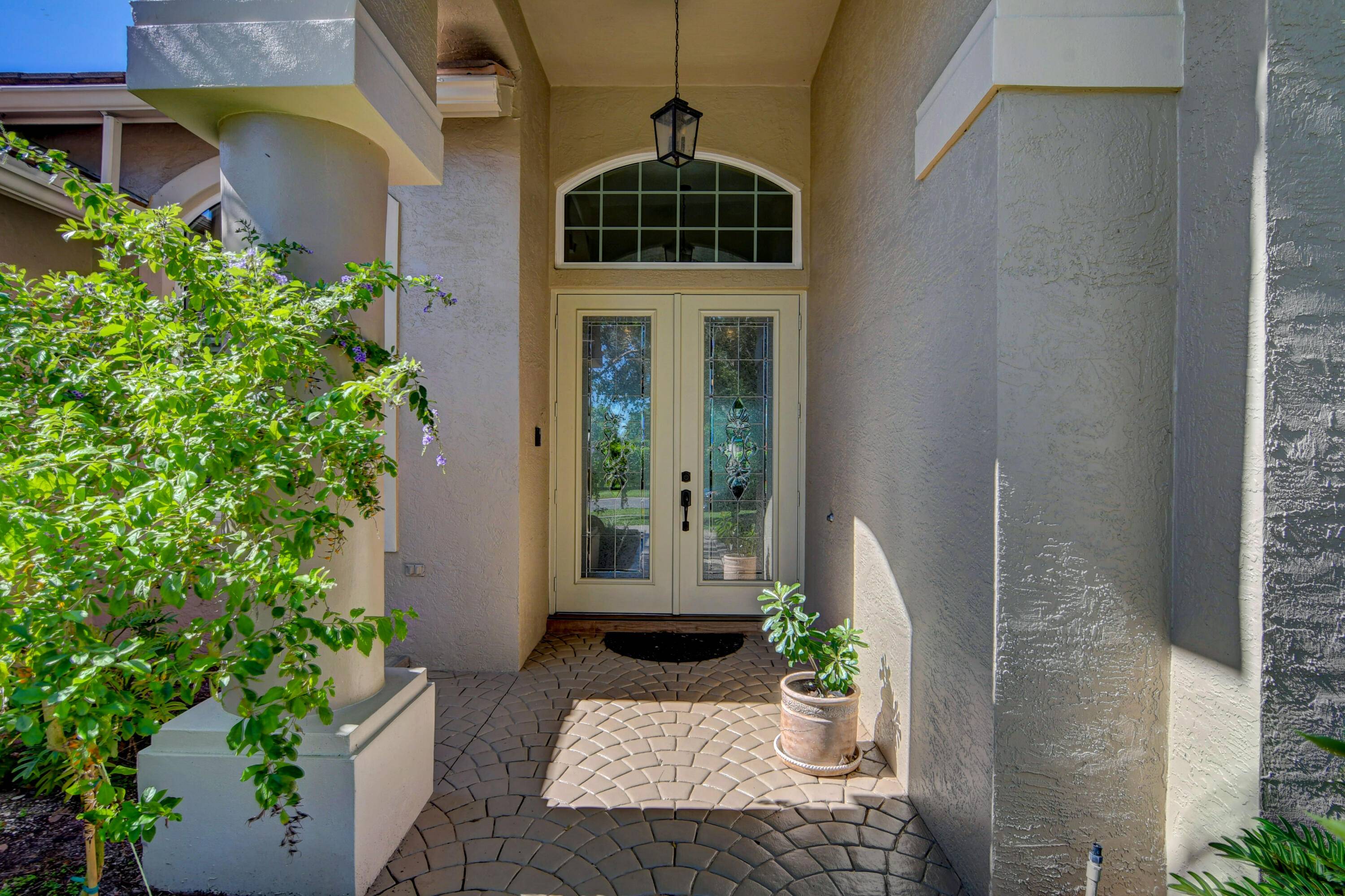 Boca Raton, FL 33428,21707 Abington CT