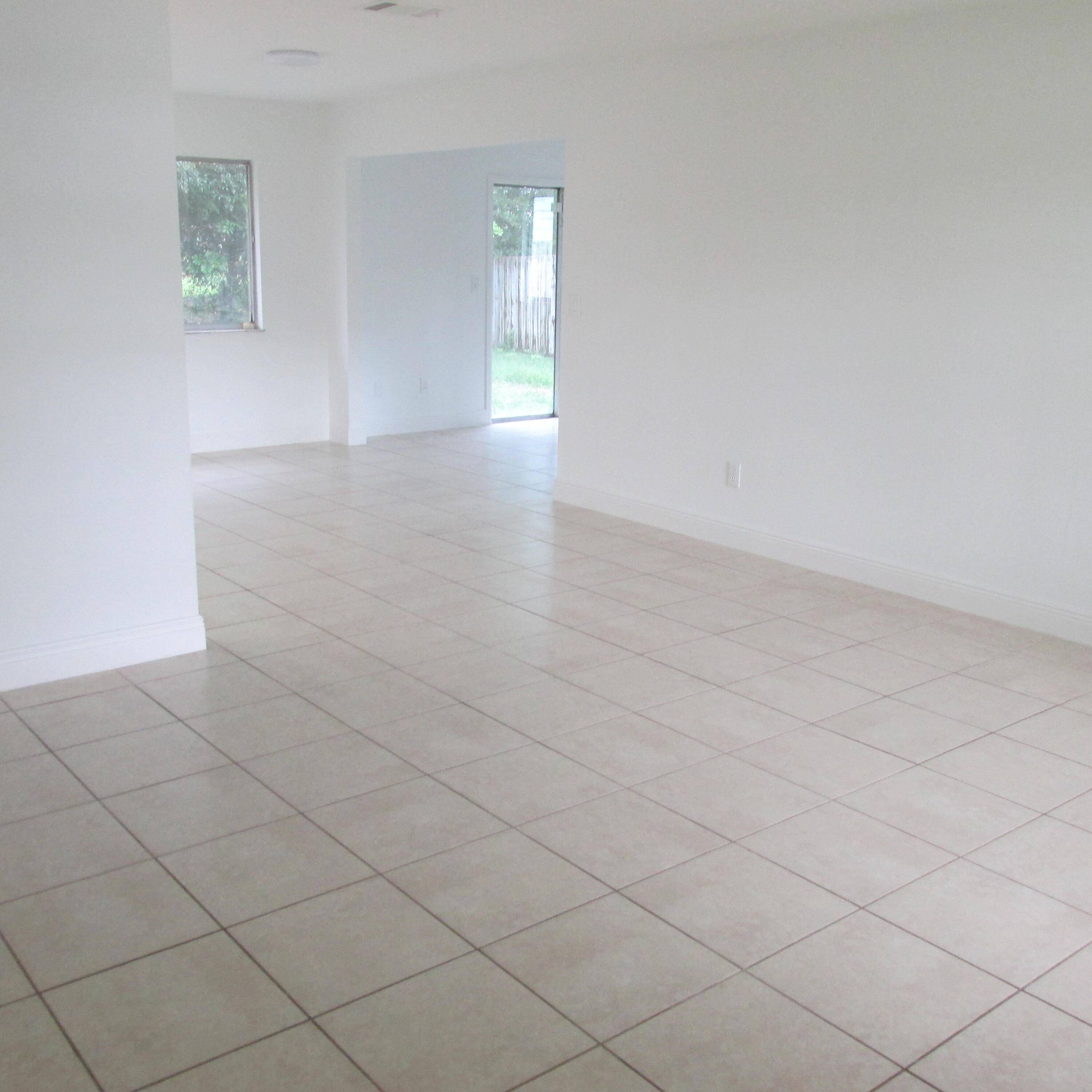 Port Saint Lucie, FL 34952,2137 SE Dolphin RD