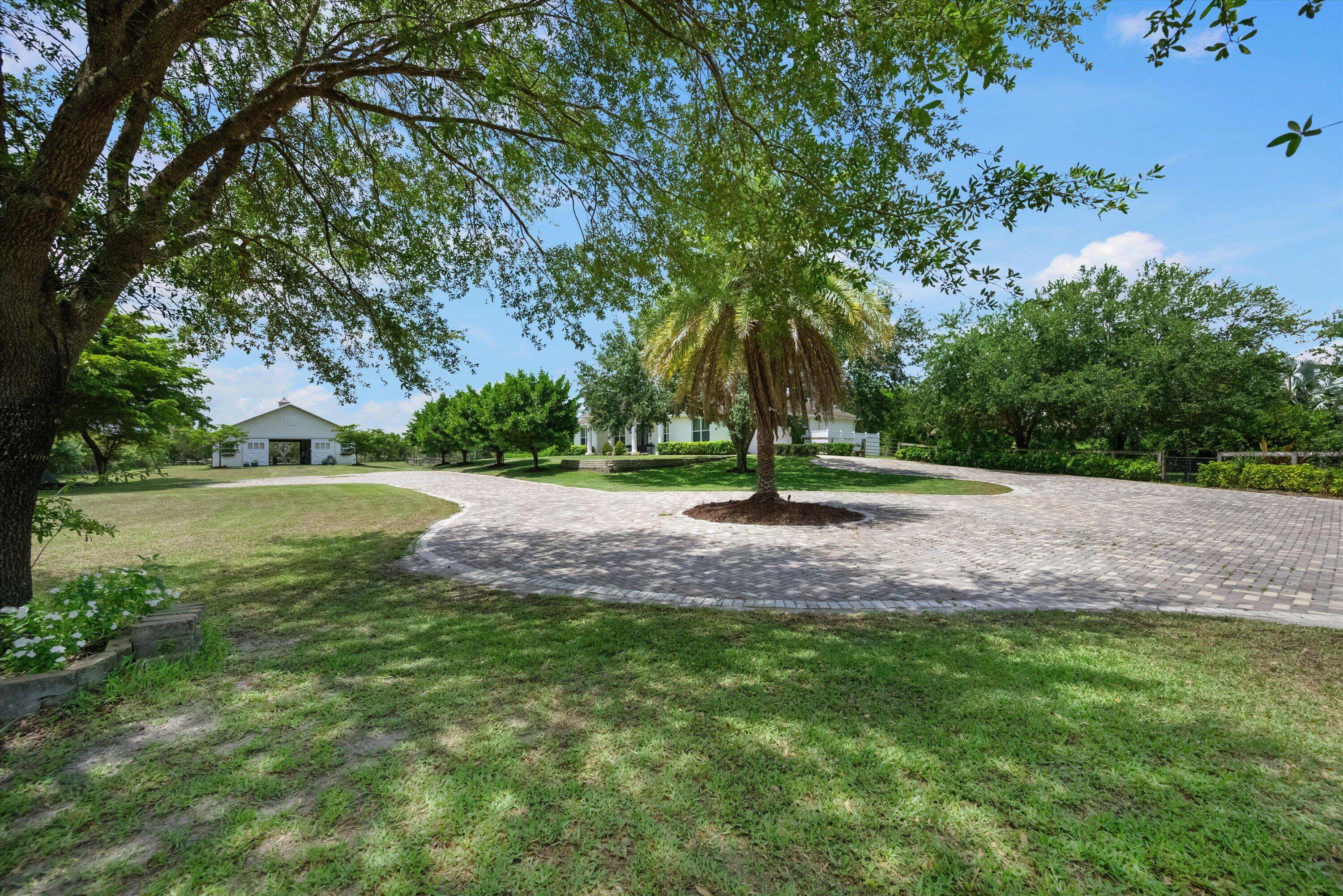 Loxahatchee, FL 33470,19986 Black Falcon RD