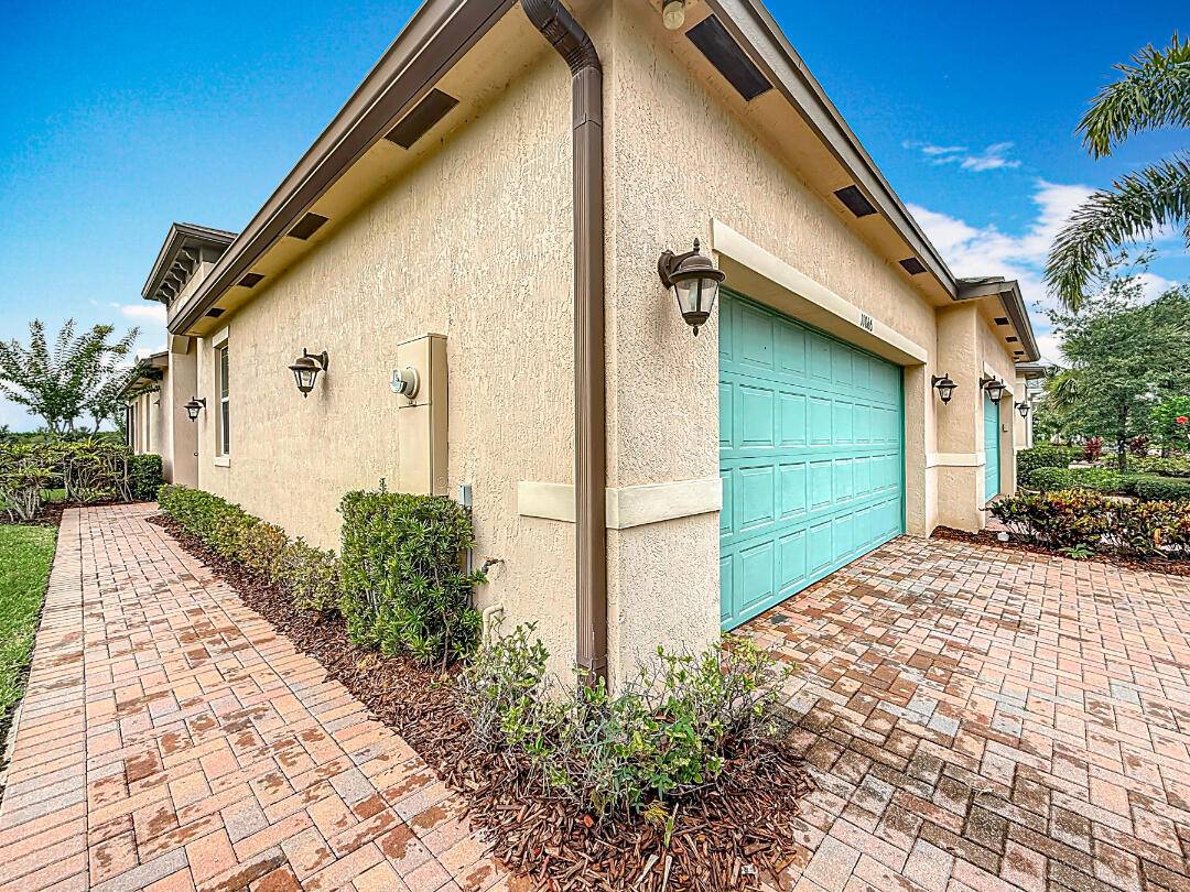 Port Saint Lucie, FL 34987,11066 SW Sunrise Lake DR