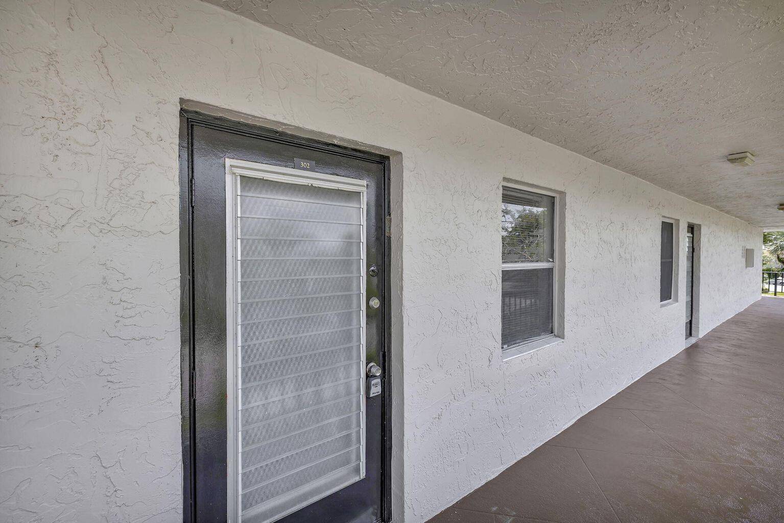 Tamarac, FL 33321,9300 Lime Bay BLVD 302