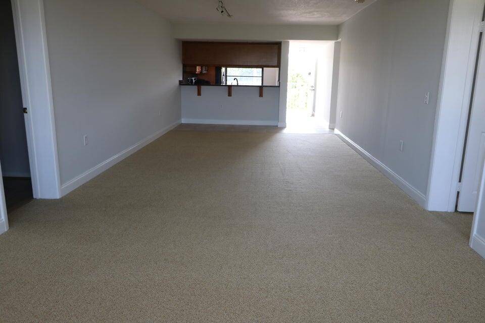 West Palm Beach, FL 33409,3507 Village BLVD 401