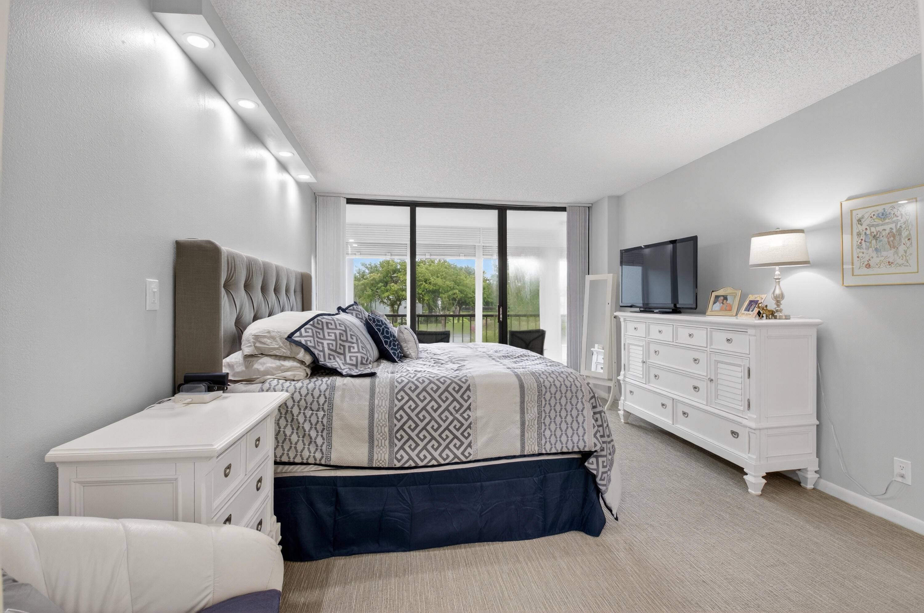 Boca Raton, FL 33434,6815 Willow Wood DR 4022