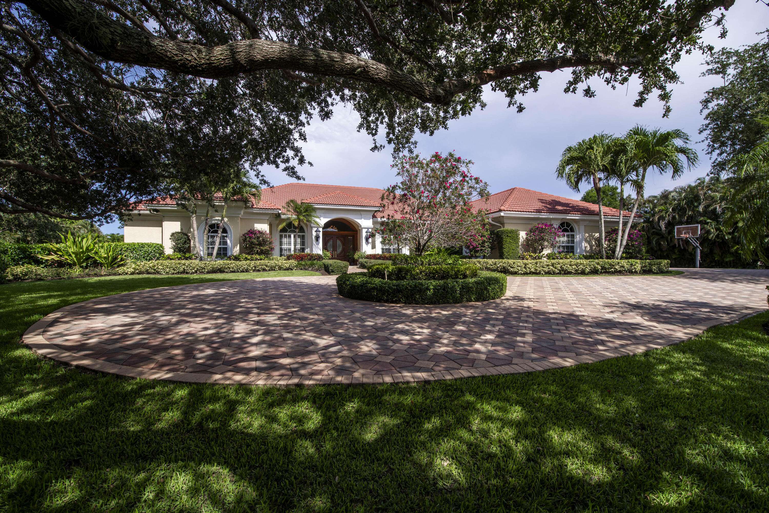 Palm Beach Gardens, FL 33418,7656 Steeplechase DR