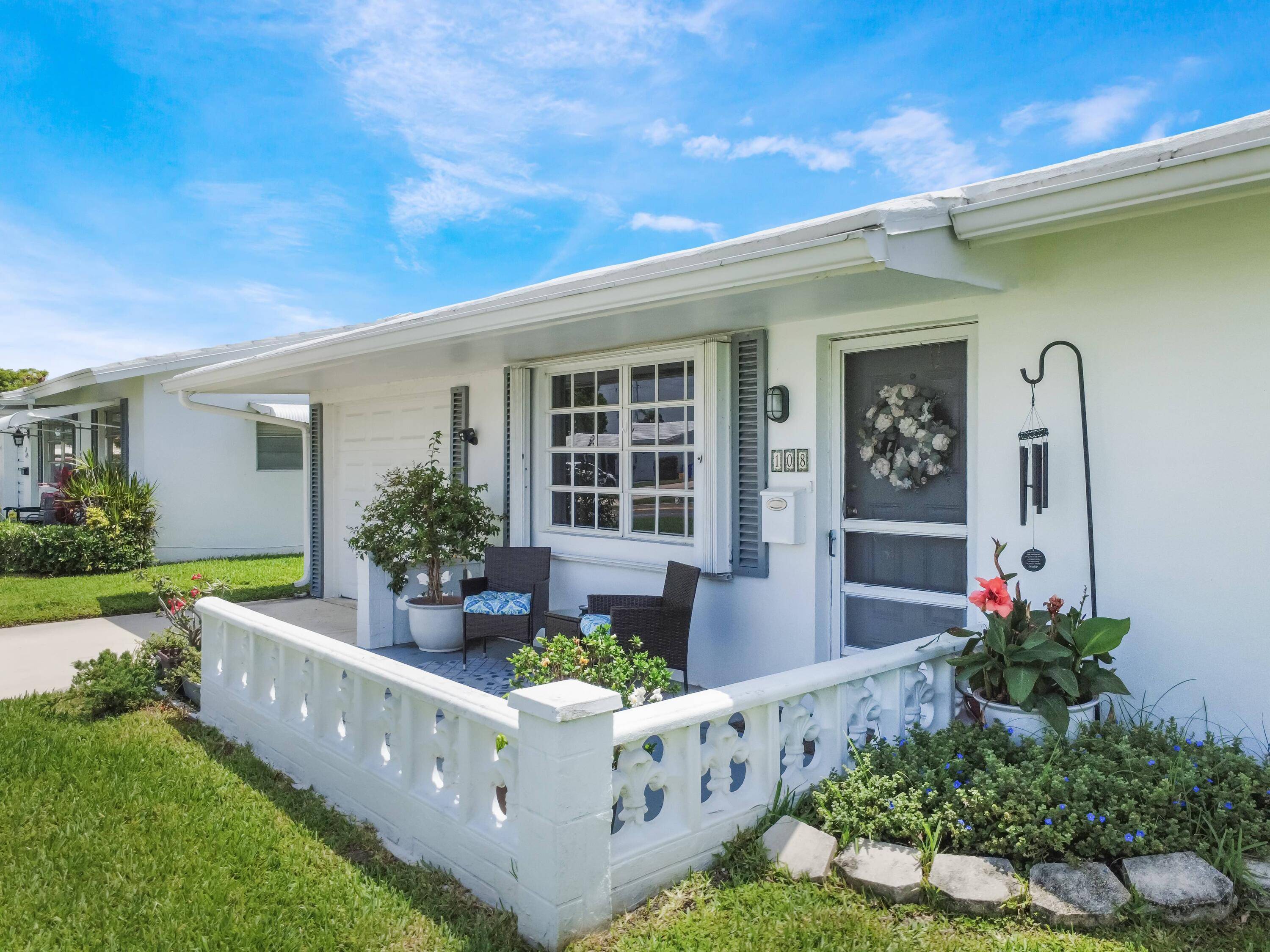 Boynton Beach, FL 33426,108 SW 18 ST