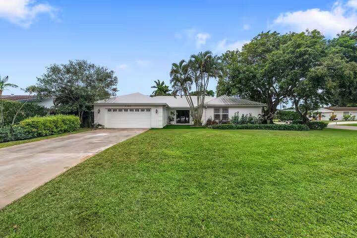 Palm Beach Gardens, FL 33410,4430 N Daffodil CIR