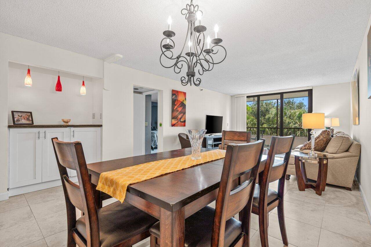 Delray Beach, FL 33445,2070 Homewood BLVD 4140