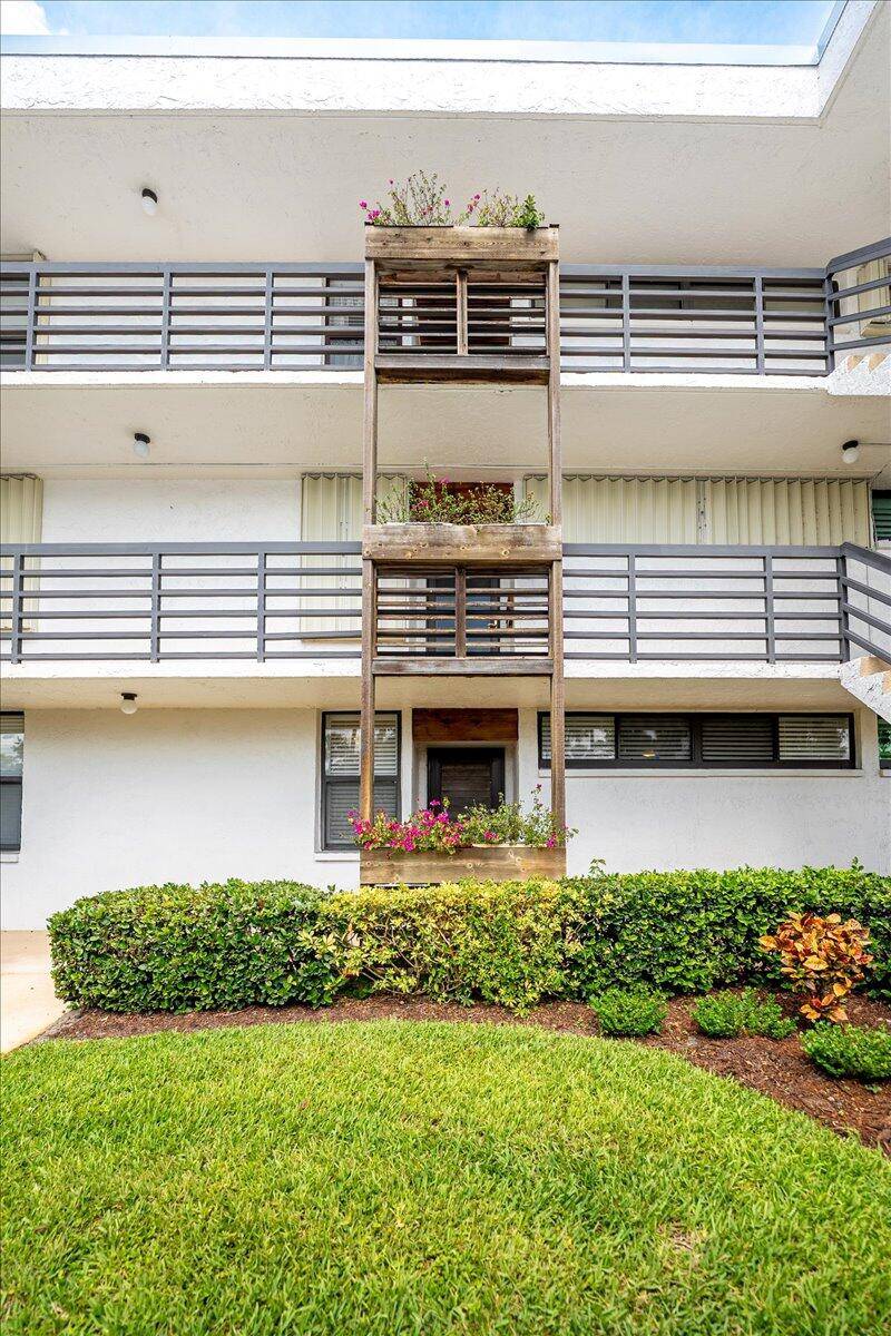 Stuart, FL 34994,1950 SW Palm City RD 5109