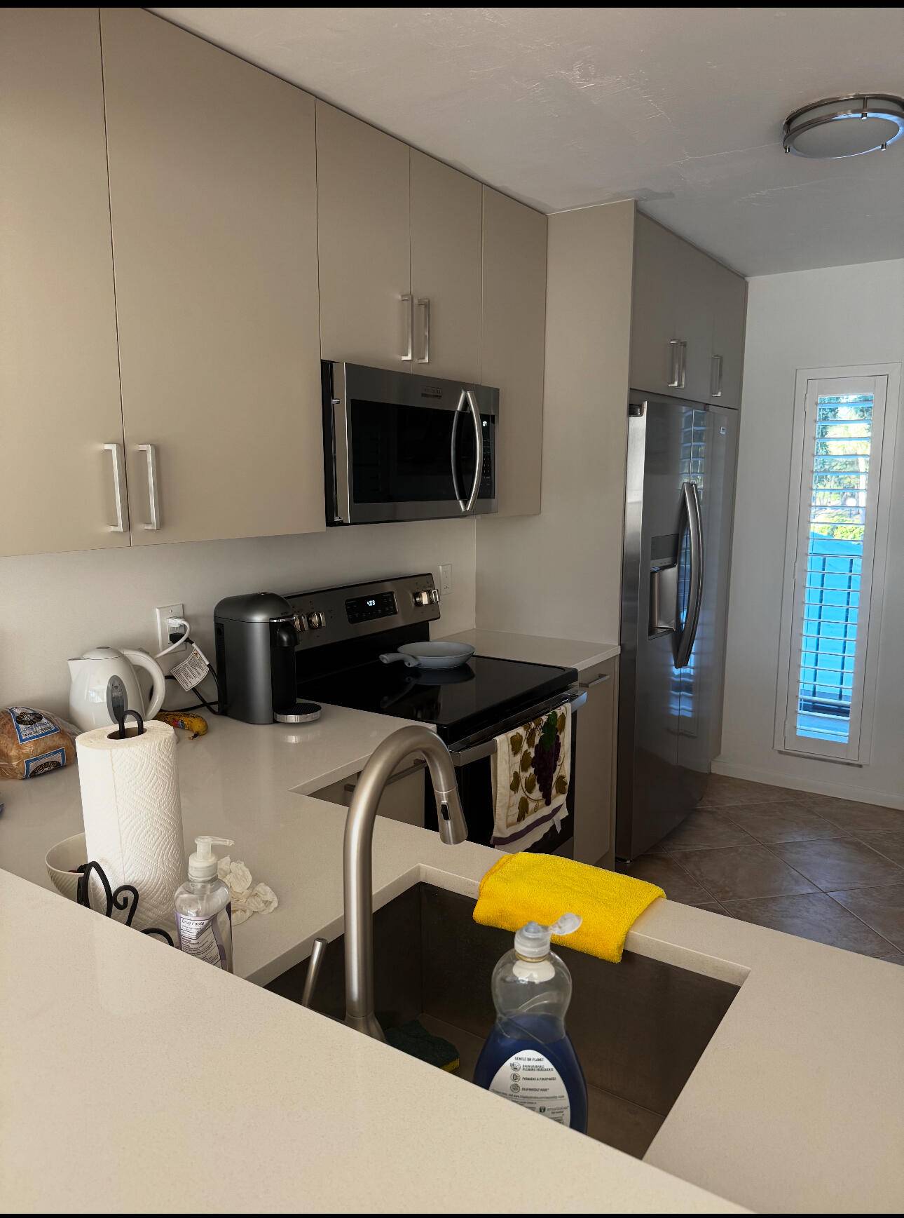 Boca Raton, FL 33432,22 Royal Palm WAY 2040