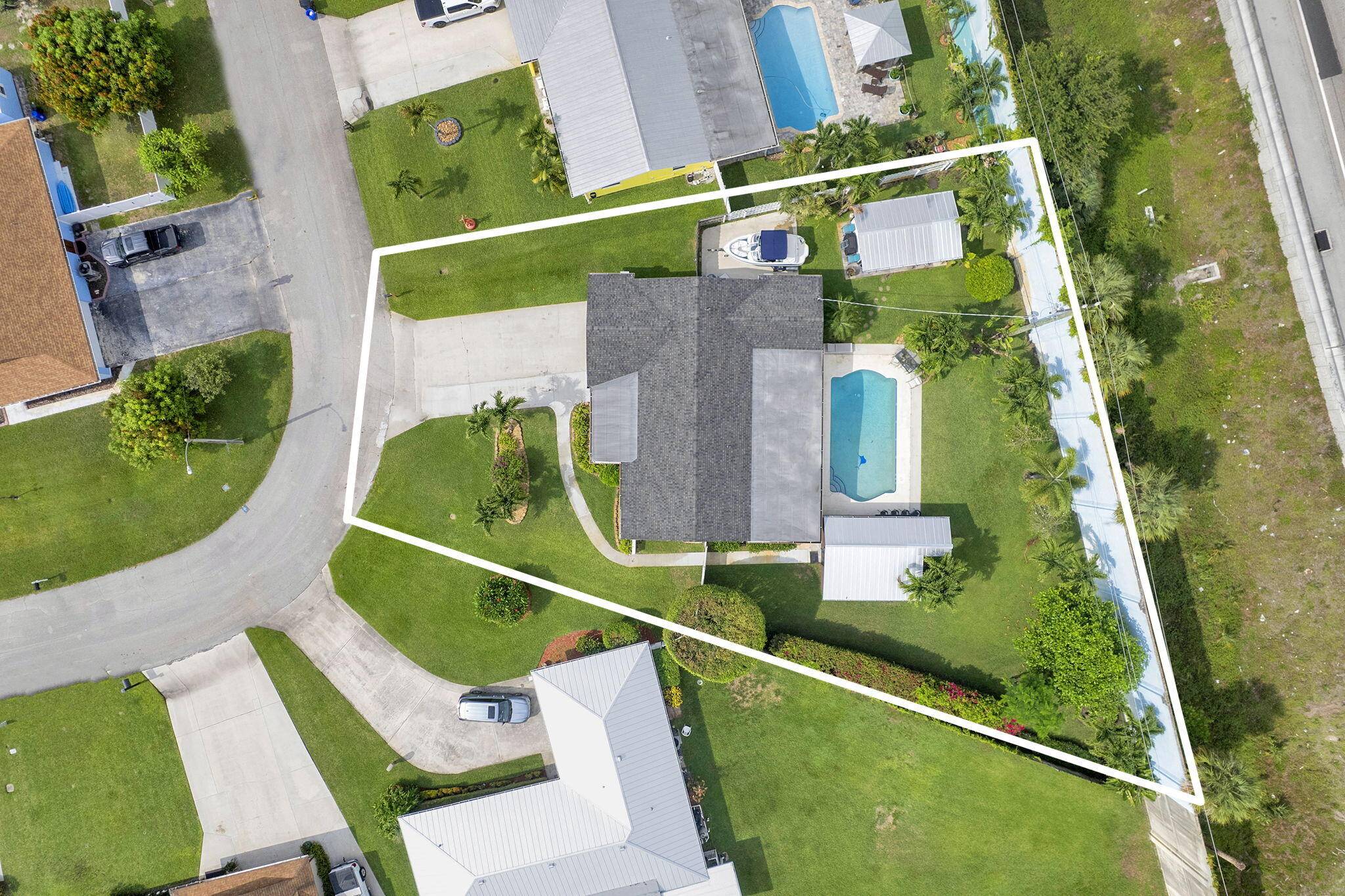 Palm Beach Gardens, FL 33410,10339 Daphne AVE