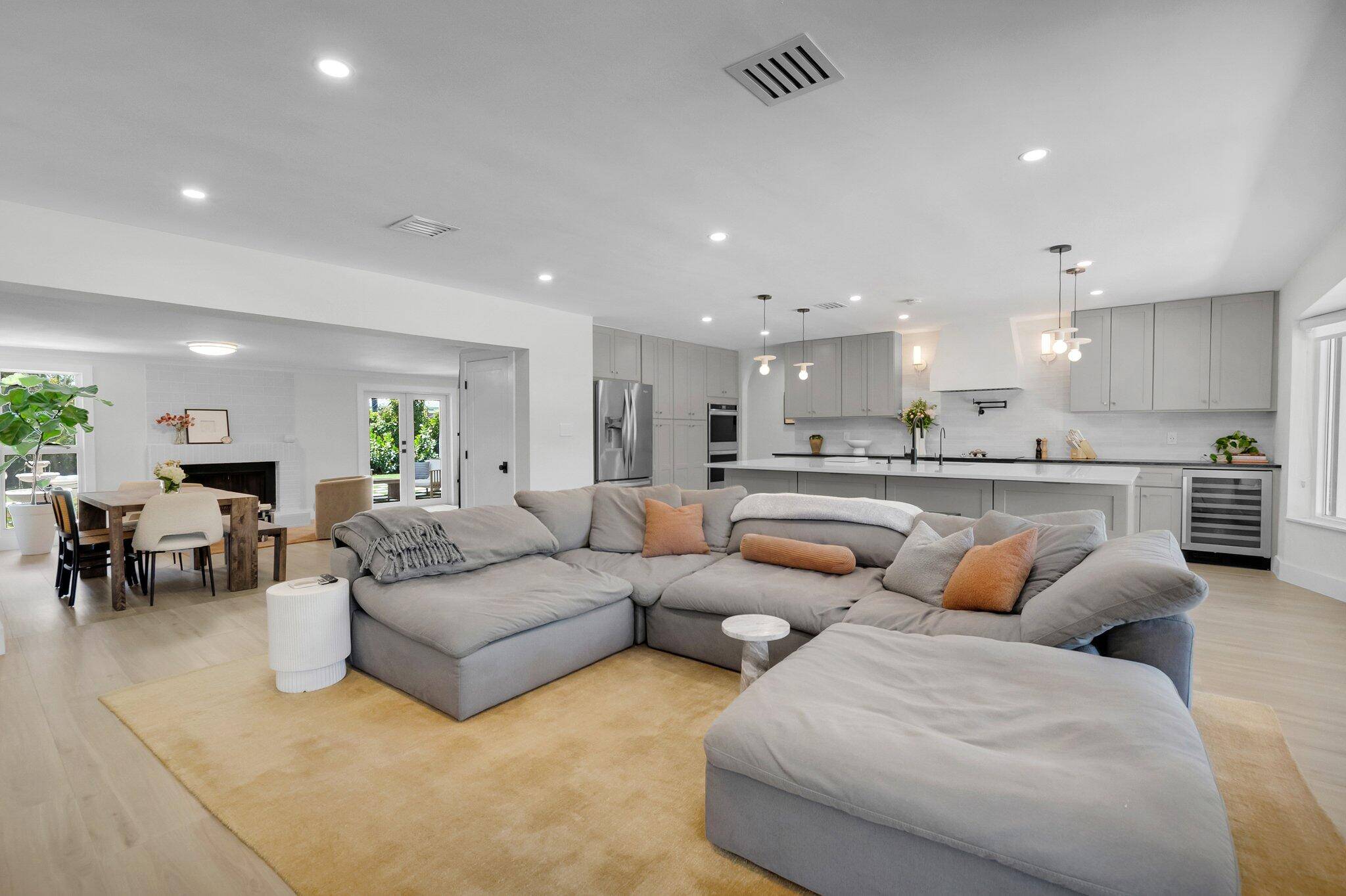 Boca Raton, FL 33486,1 SW 8th TER