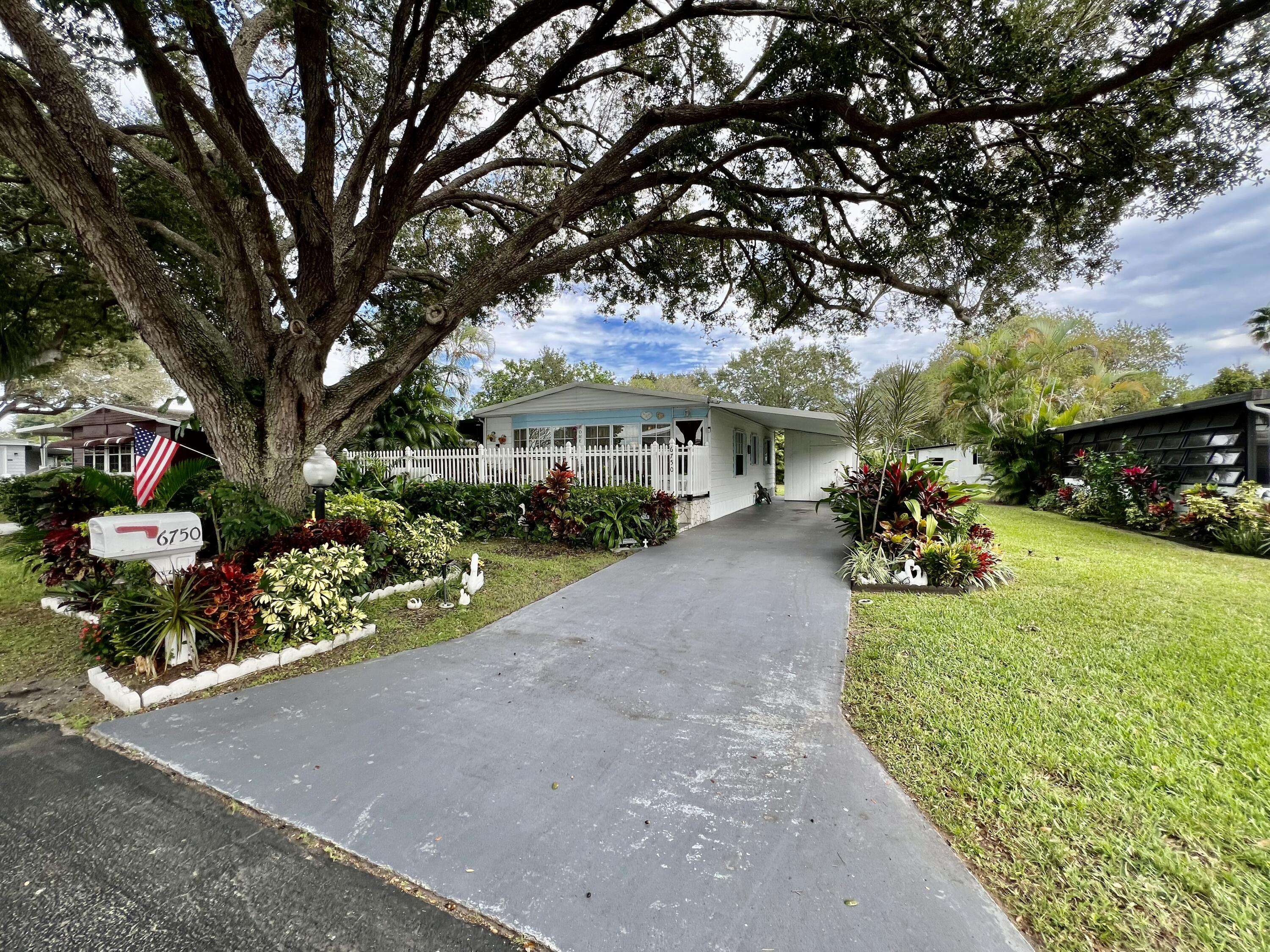Coconut Creek, FL 33073,6750 NW 44th WAY