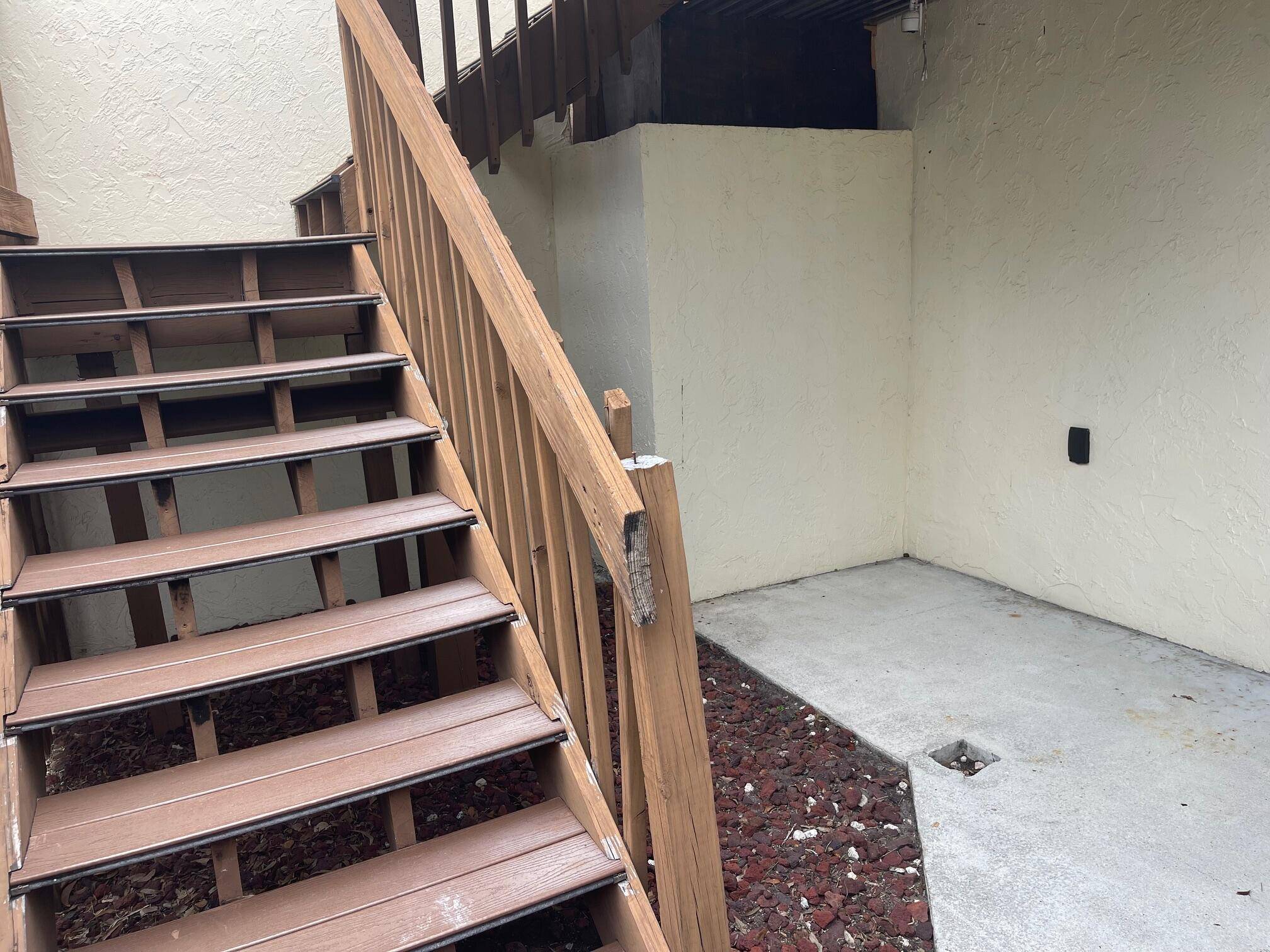 West Palm Beach, FL 33401,639 Executive Center DR O-204