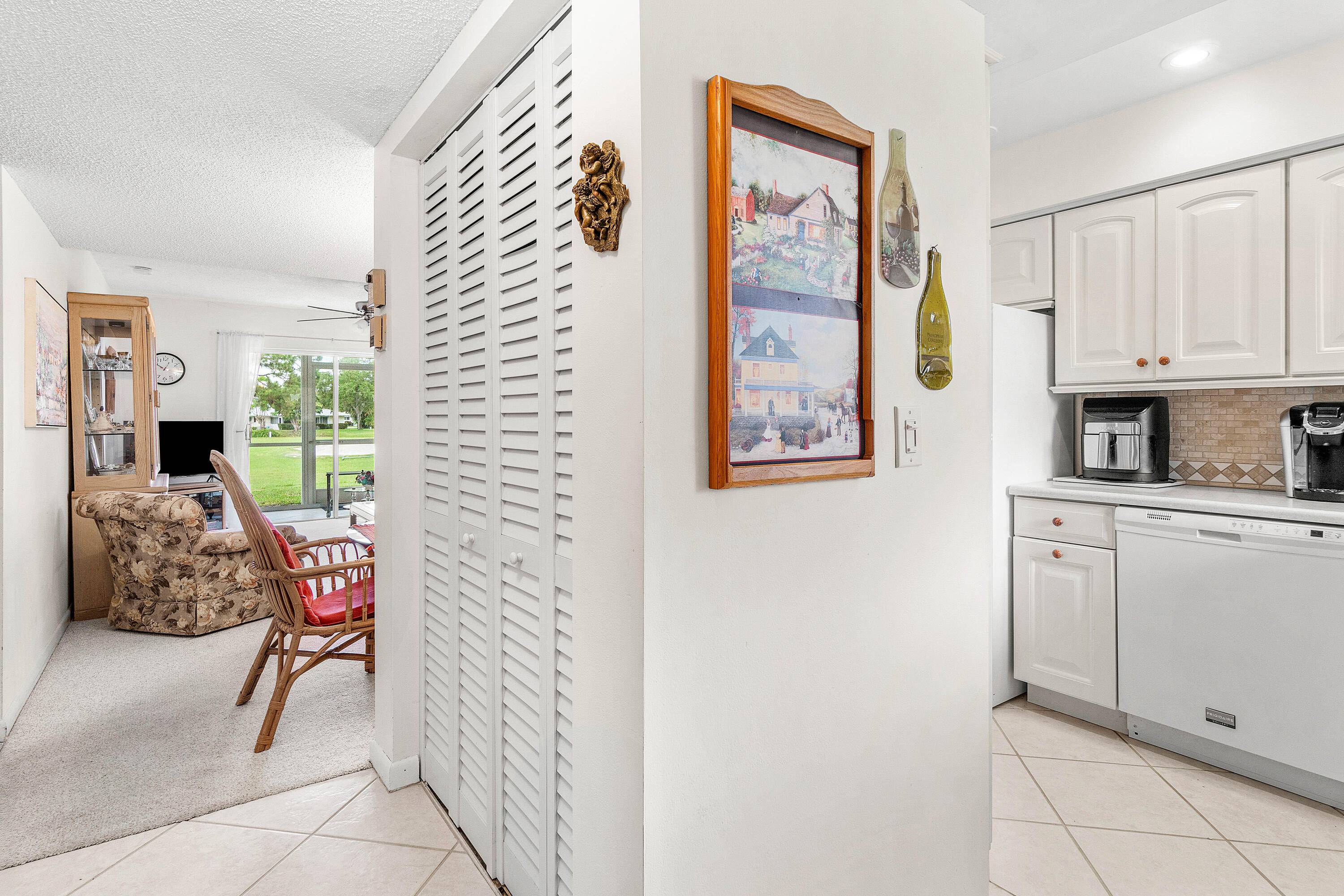 Jupiter, FL 33469,18081 SE Country Club DR 4-31