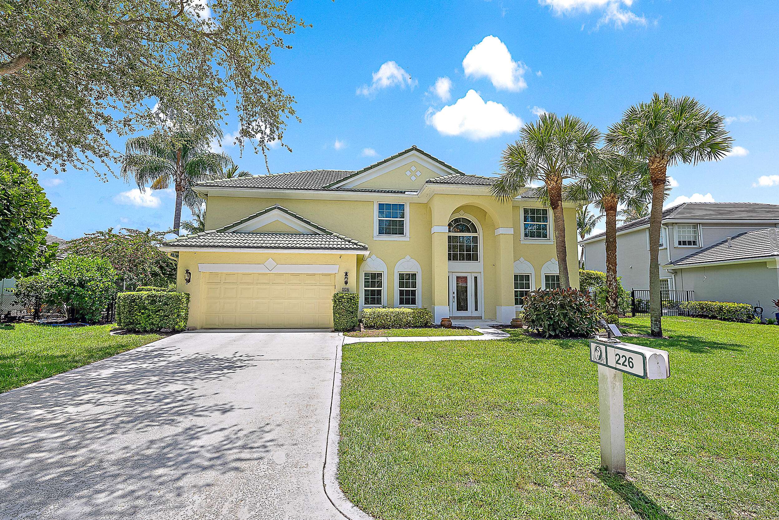 Jupiter, FL 33458,226 Blackbird LN