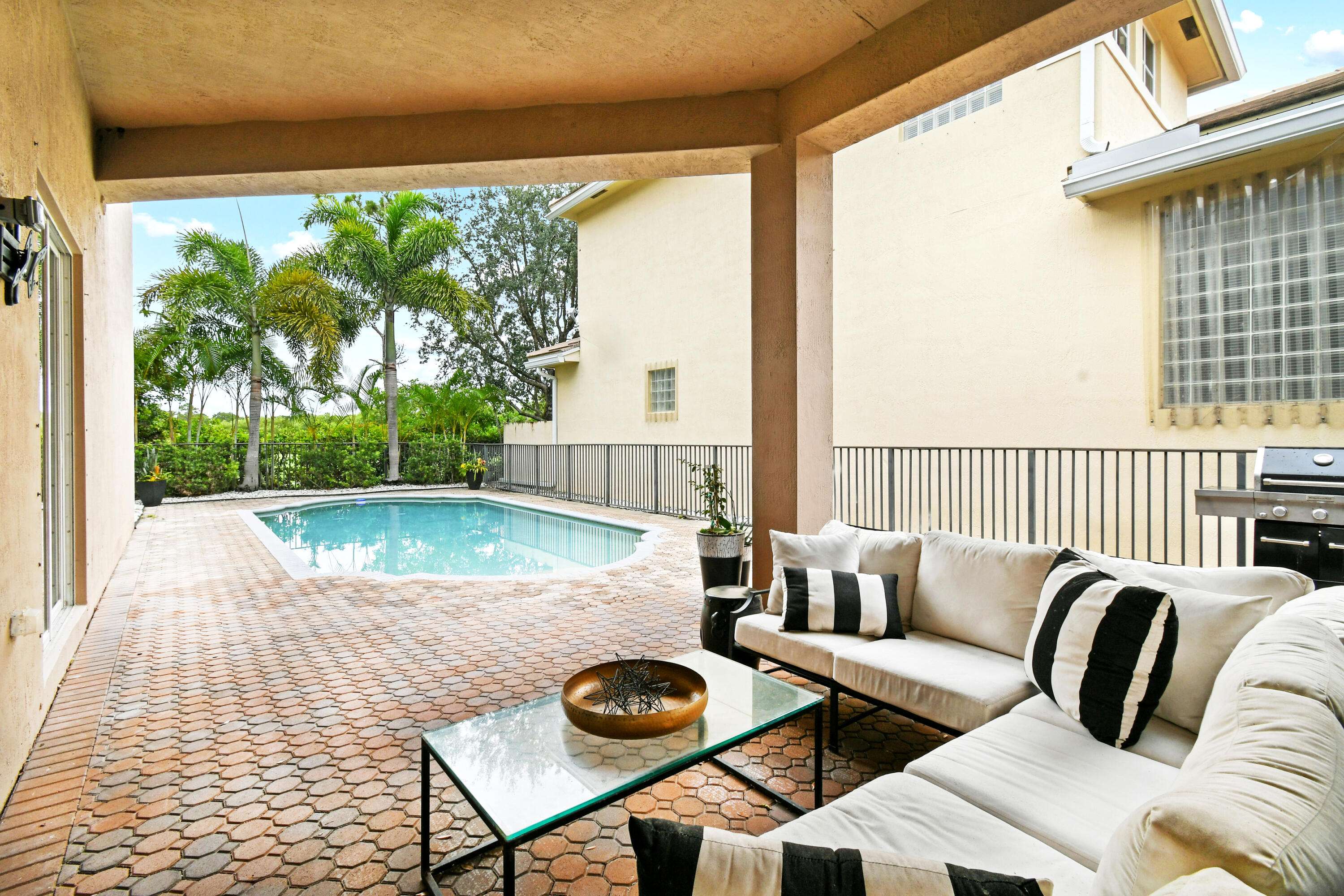 Palm Beach Gardens, FL 33412,11226 Osprey Lake LN