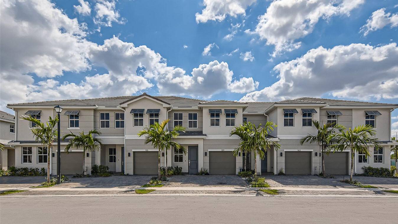 Pembroke Pines, FL 33027,239 SW 171st LN
