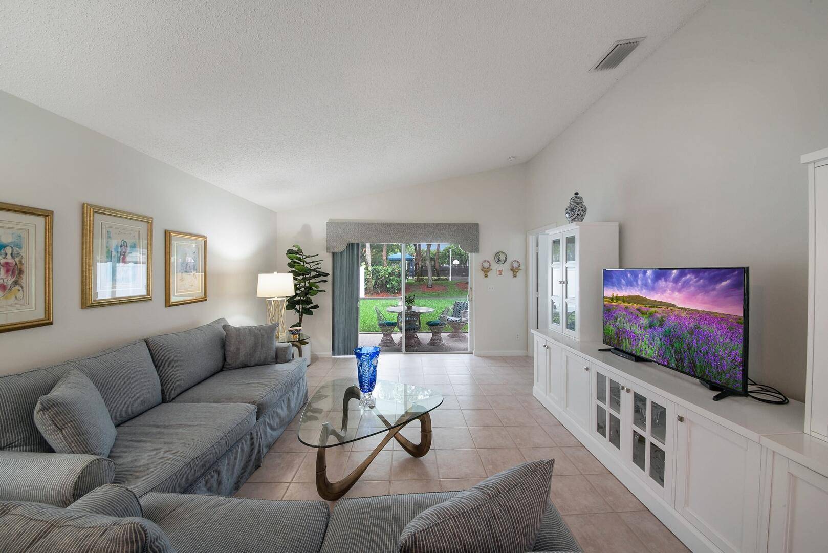 Boynton Beach, FL 33436,8085 Tortuga LN