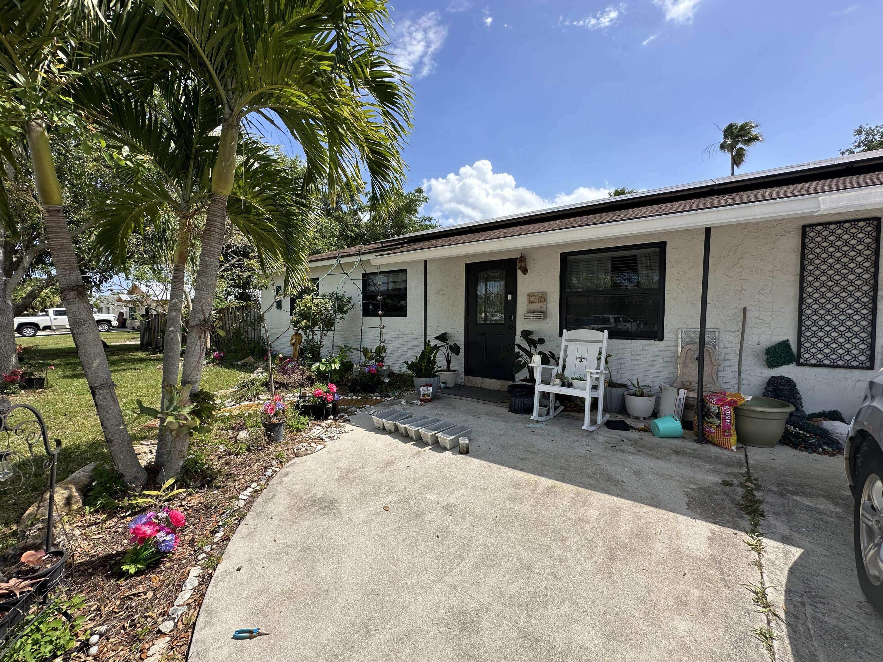 Jupiter, FL 33458,1216 Neoga ST