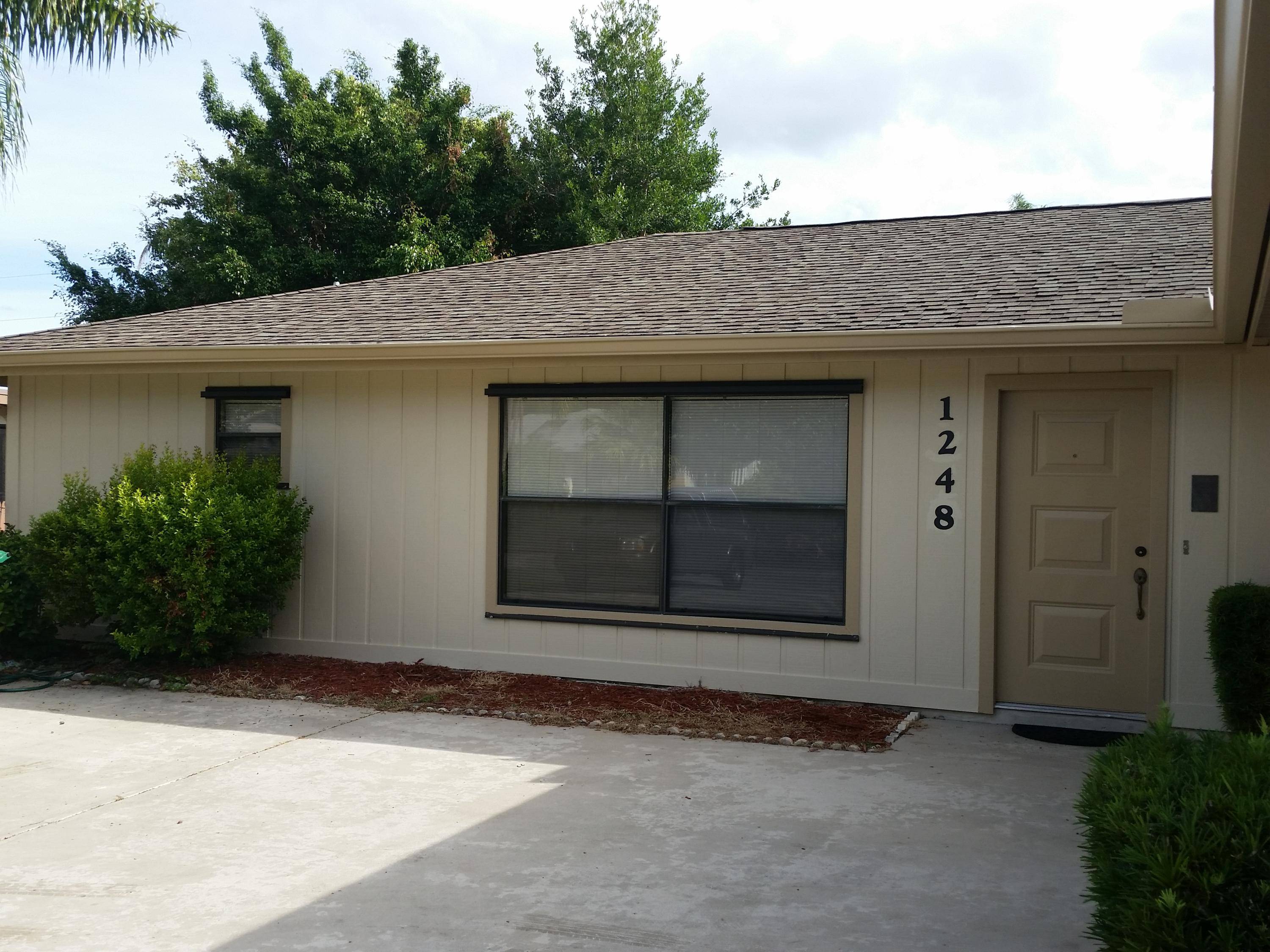 Port Saint Lucie, FL 34952,1248 SE Palm Beach RD