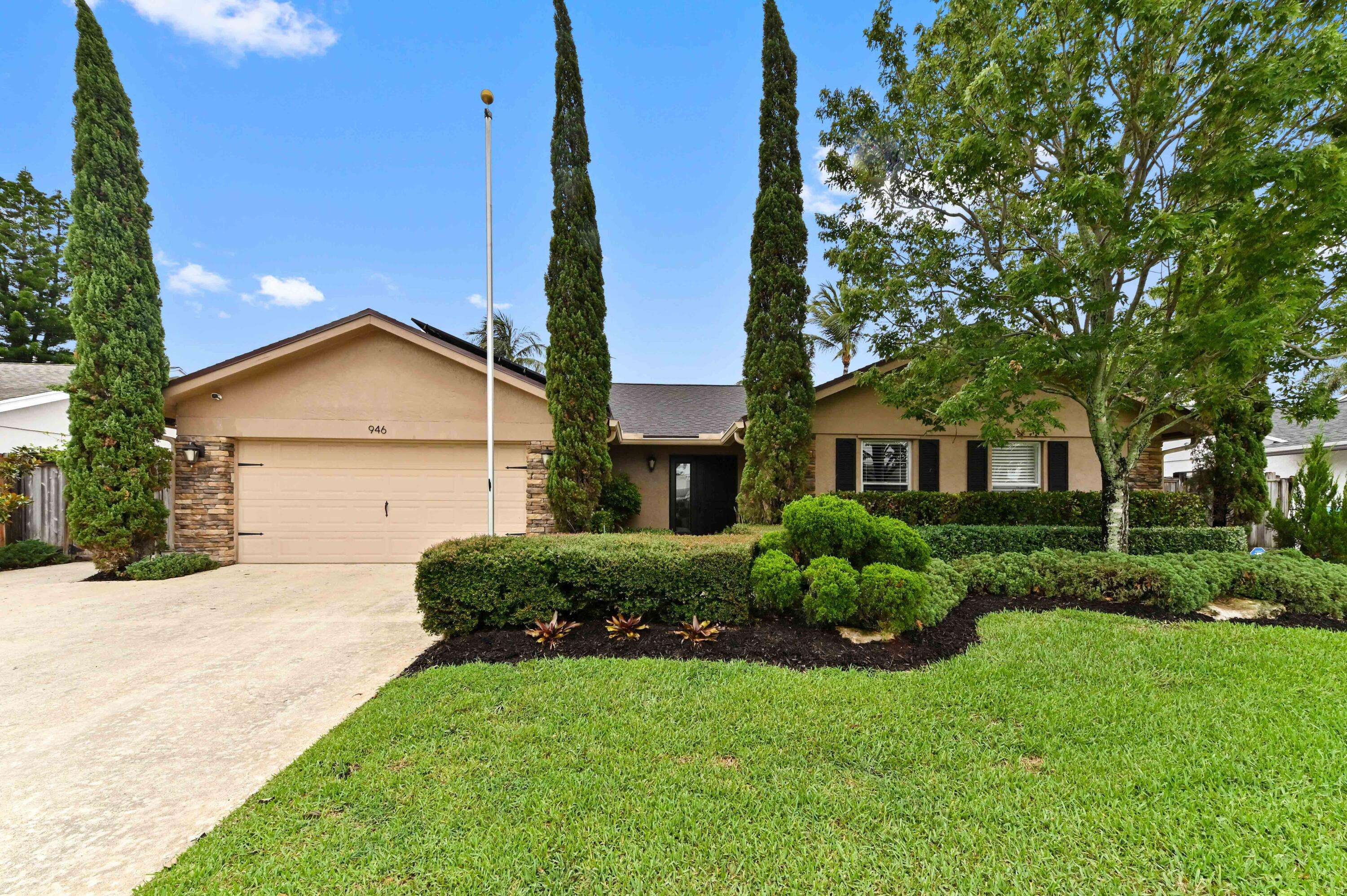 Boynton Beach, FL 33426,946 NW 10th ST