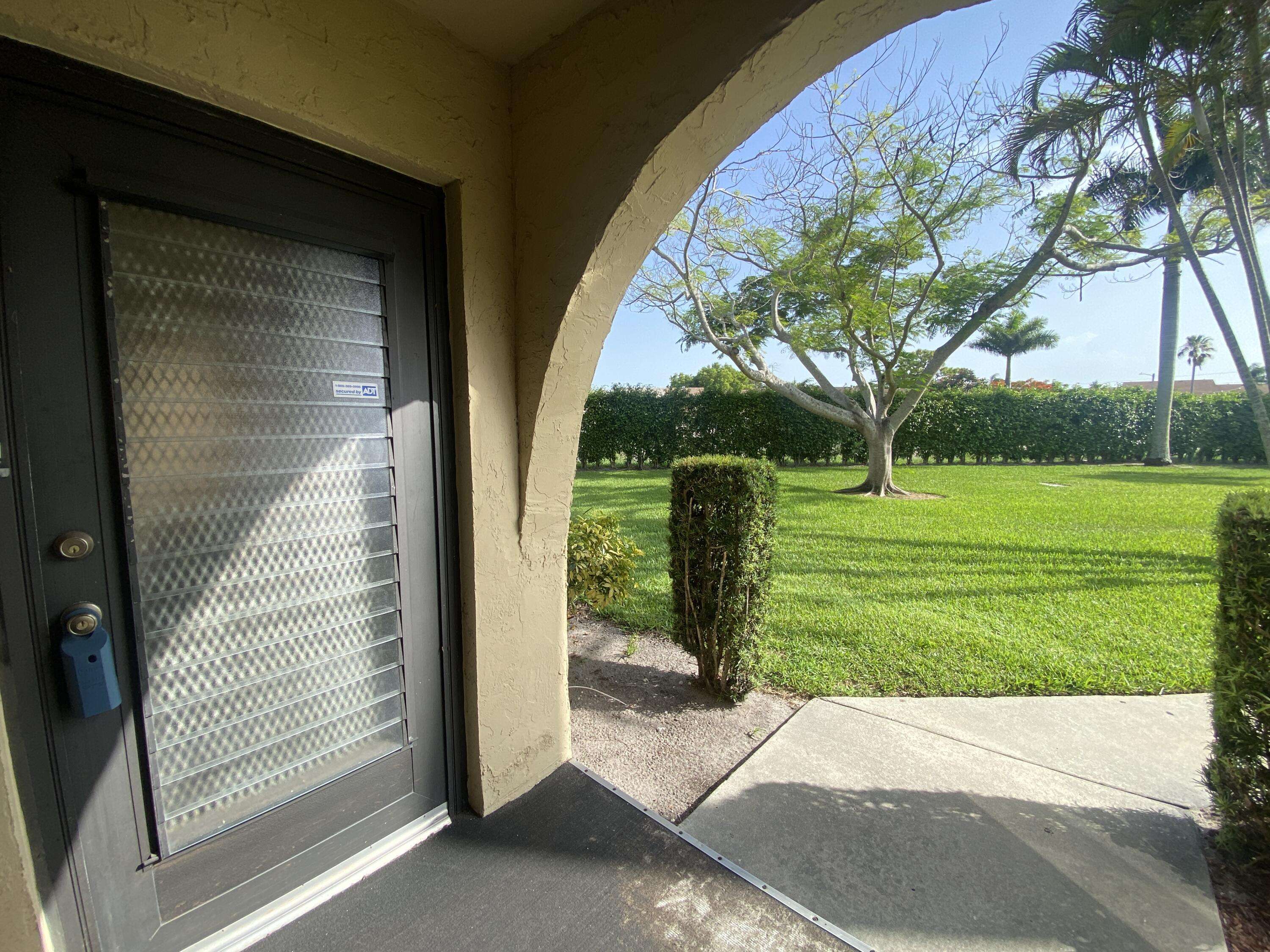 Greenacres, FL 33463,302 Pine Ridge CIR D-1