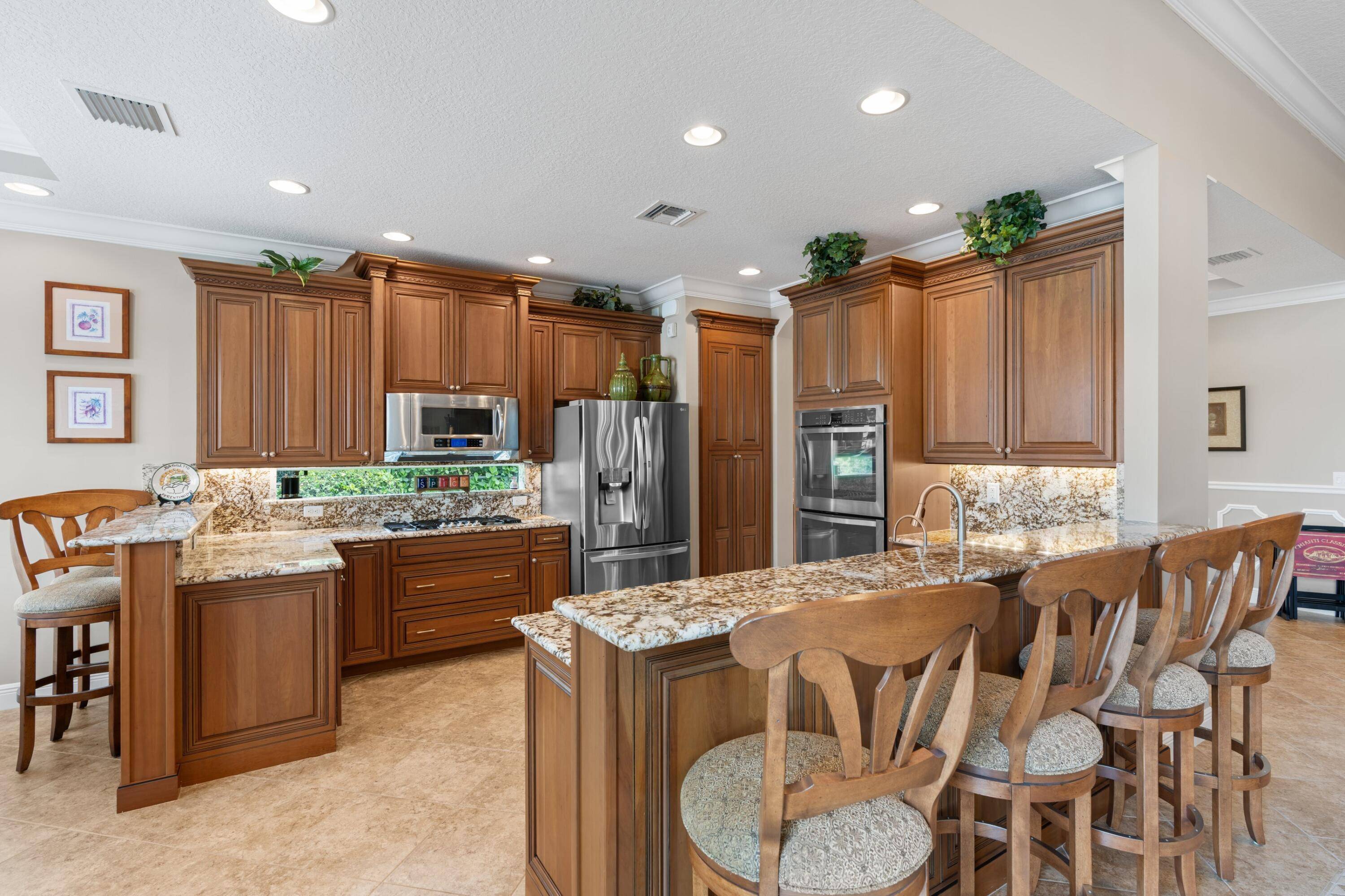 West Palm Beach, FL 33411,725 Edgebrook LN